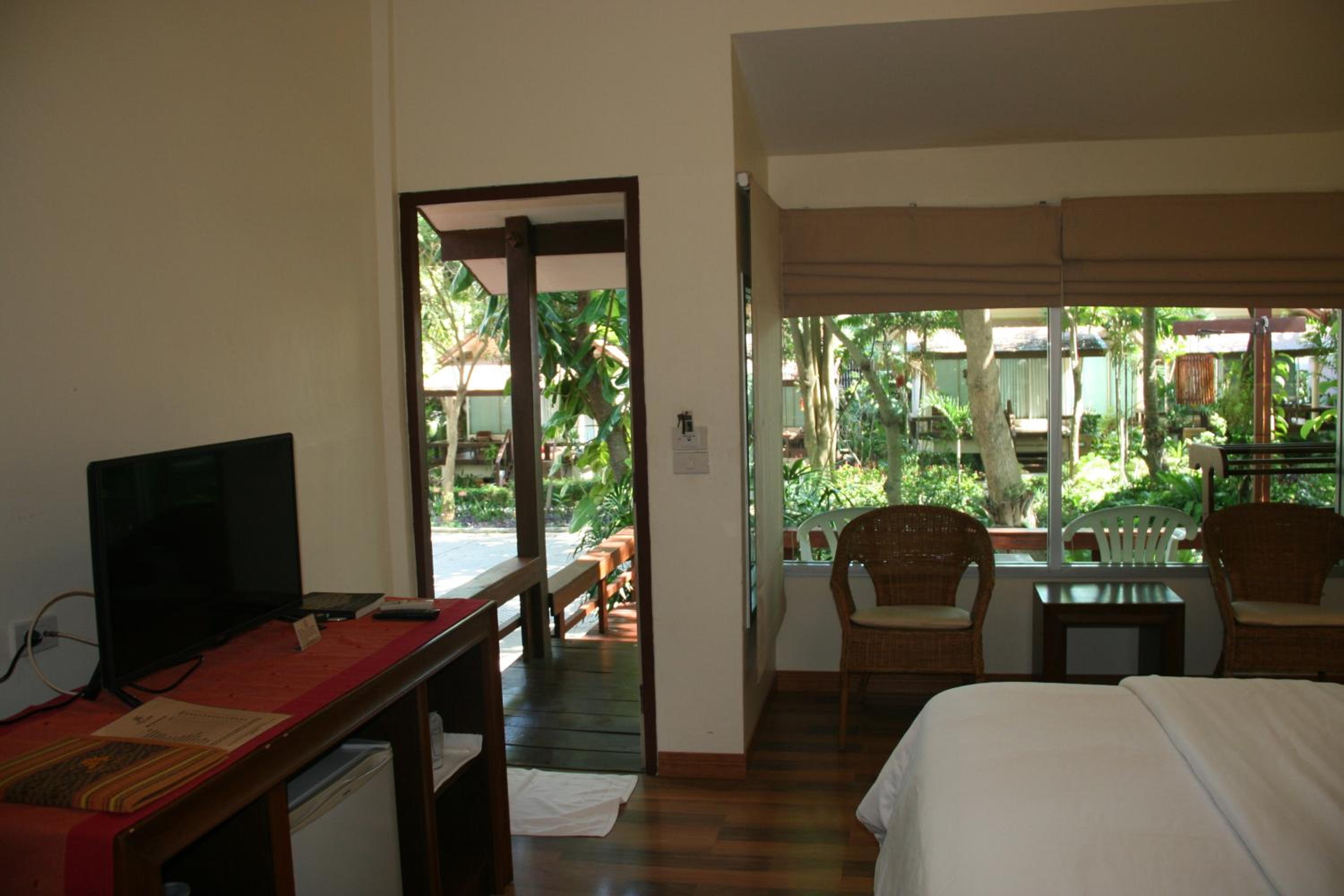 One-Bedroom Villa with Garden View - Photo 9