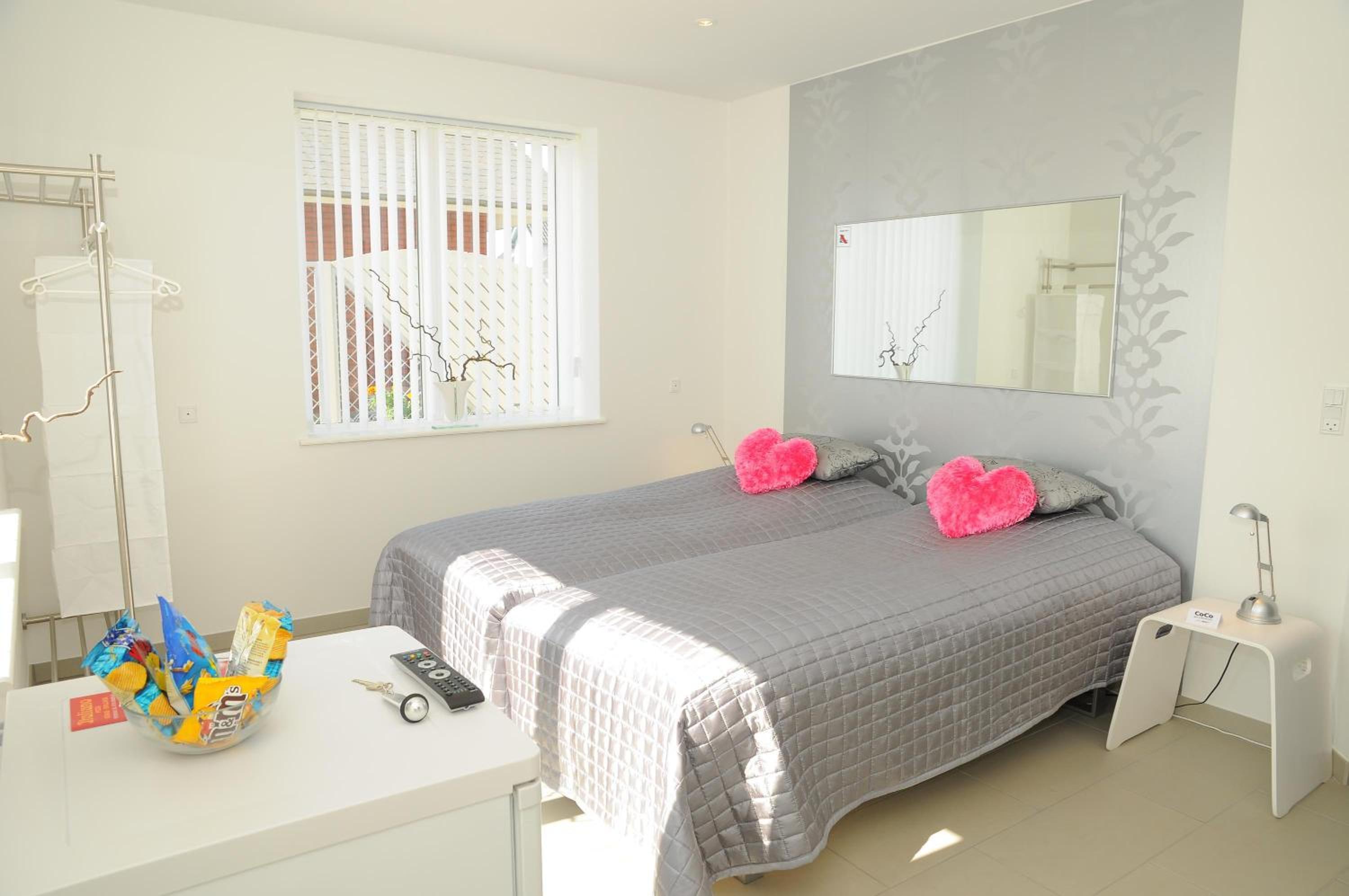 Double or Twin Room photo 2