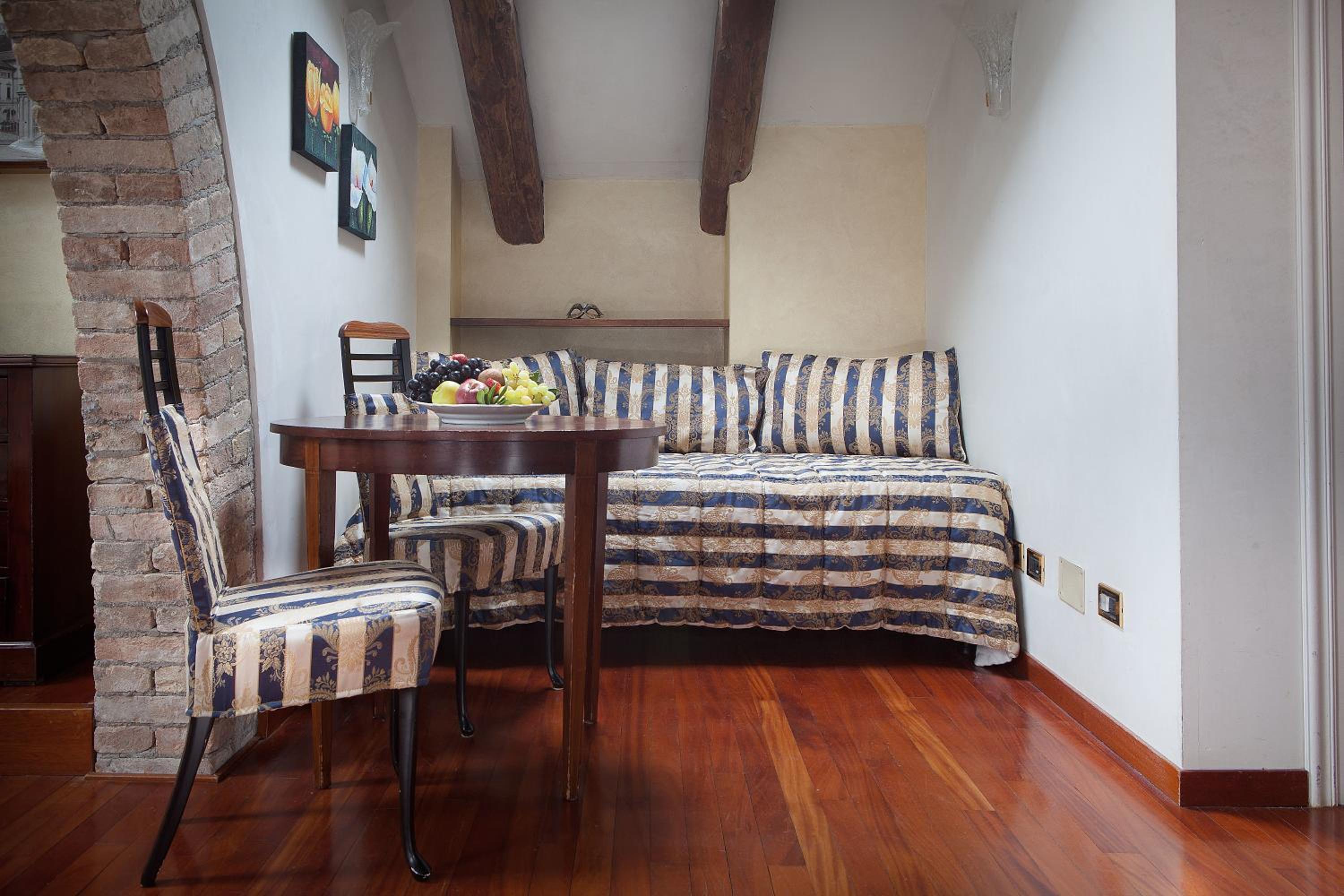 Triple Room photo 2