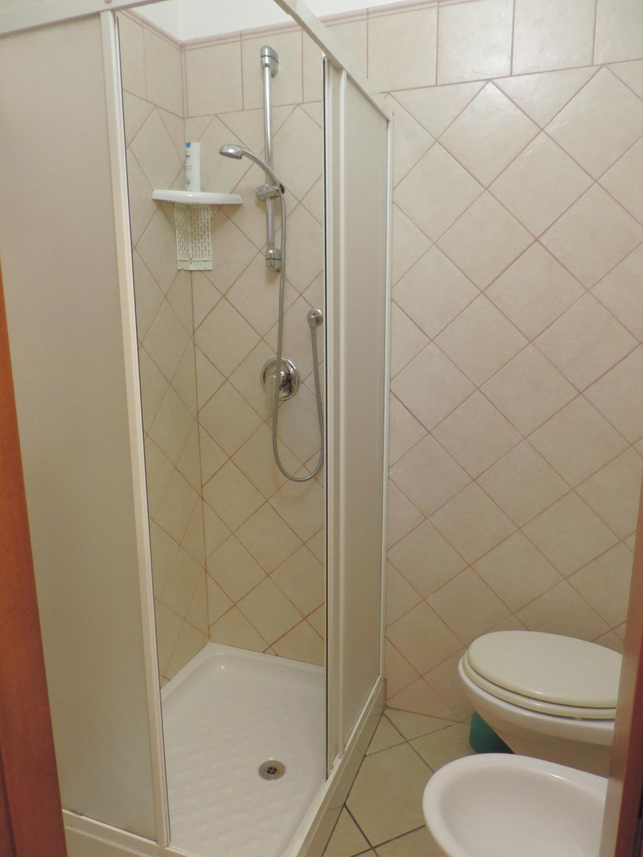 Triple Room - Photo 10