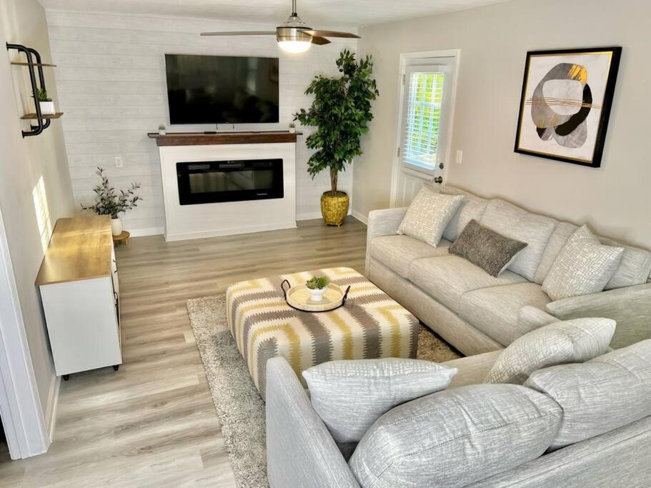 Four-Bedroom House photo 1