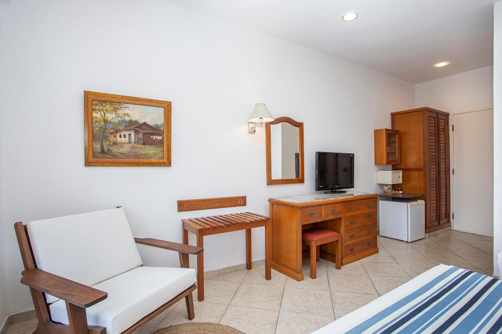 Triple Room with Pool View photo 3