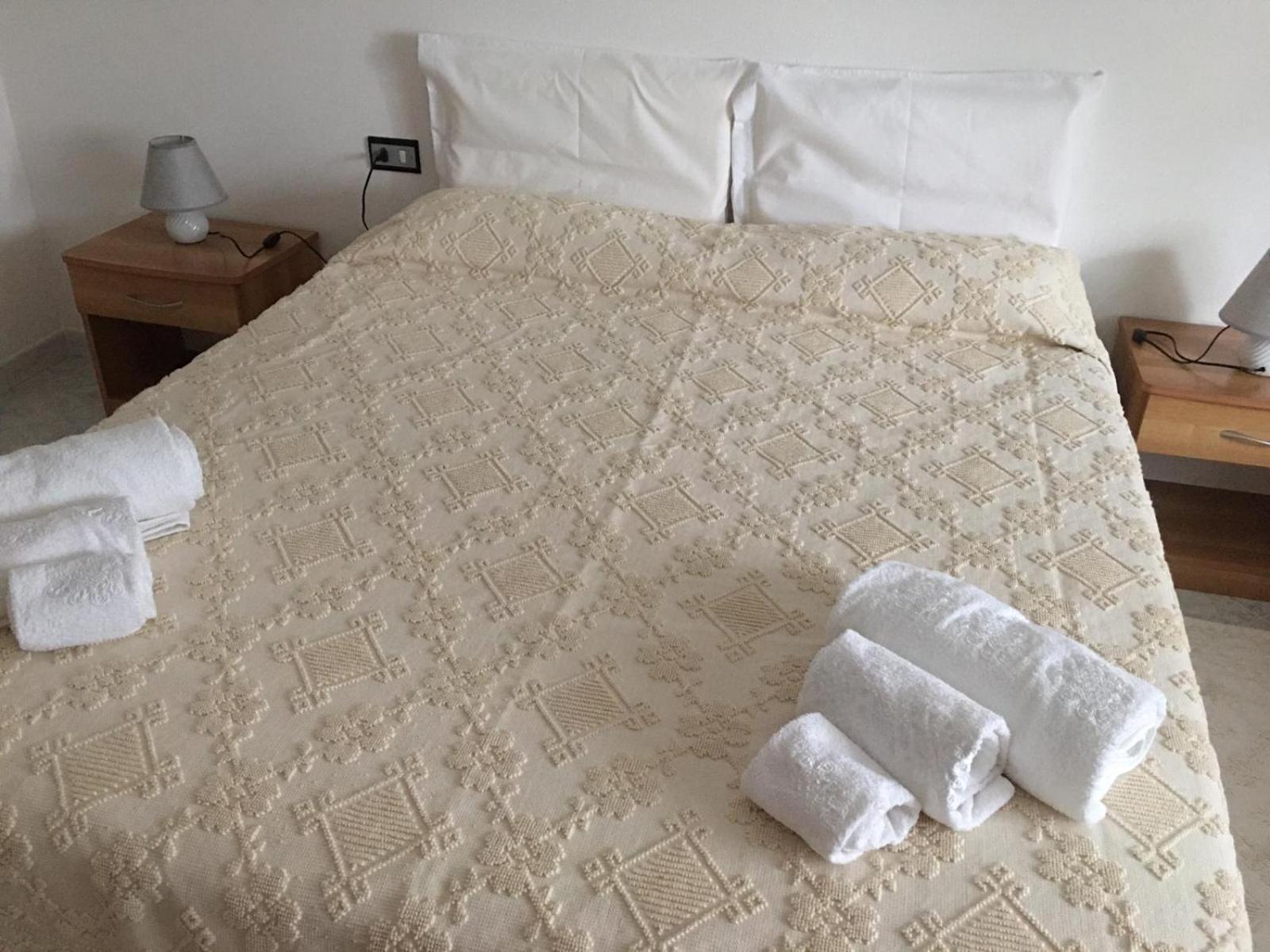 Two-Bedroom Apartment - Photo 12