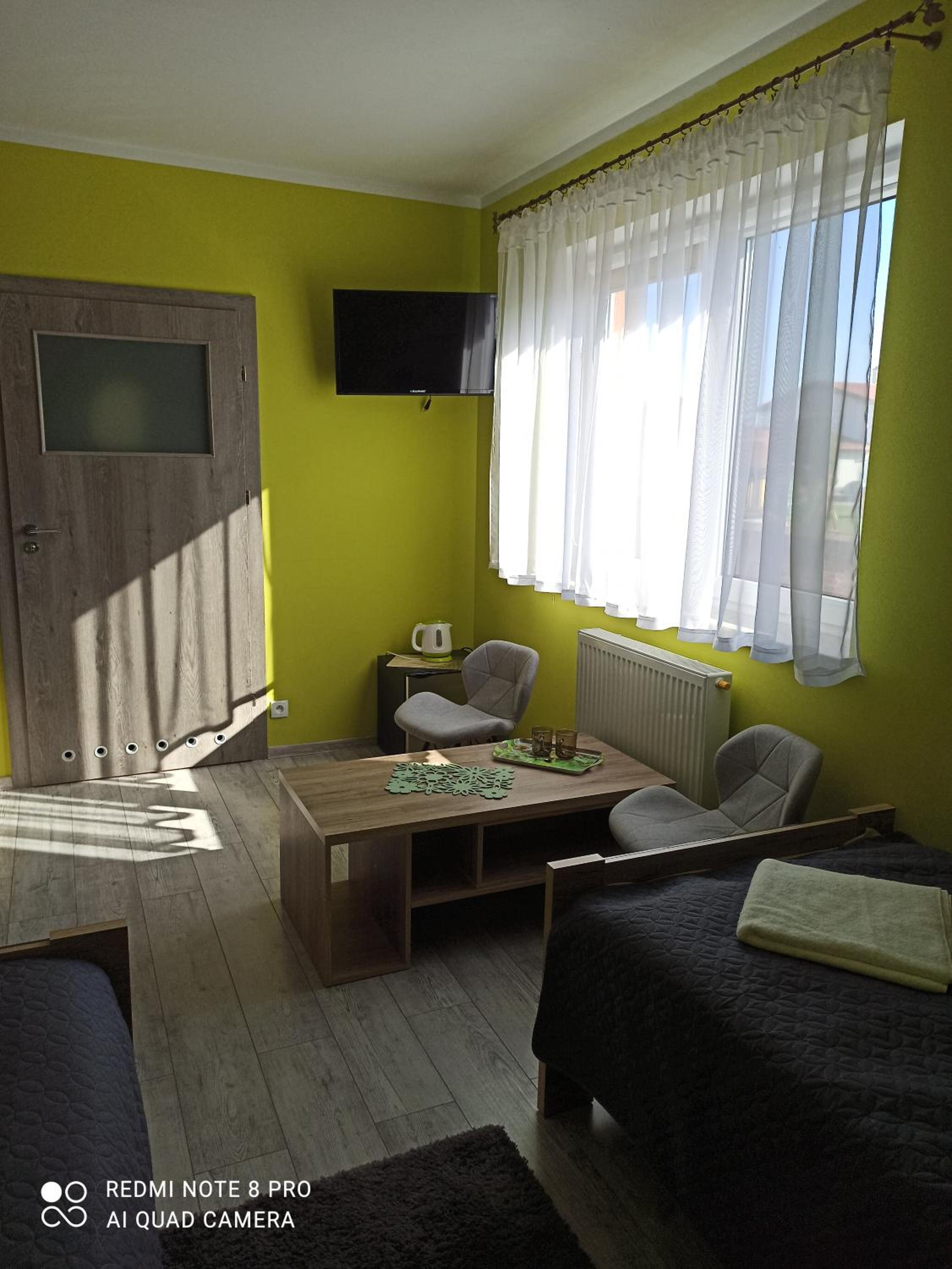 Large Double Room photo 1