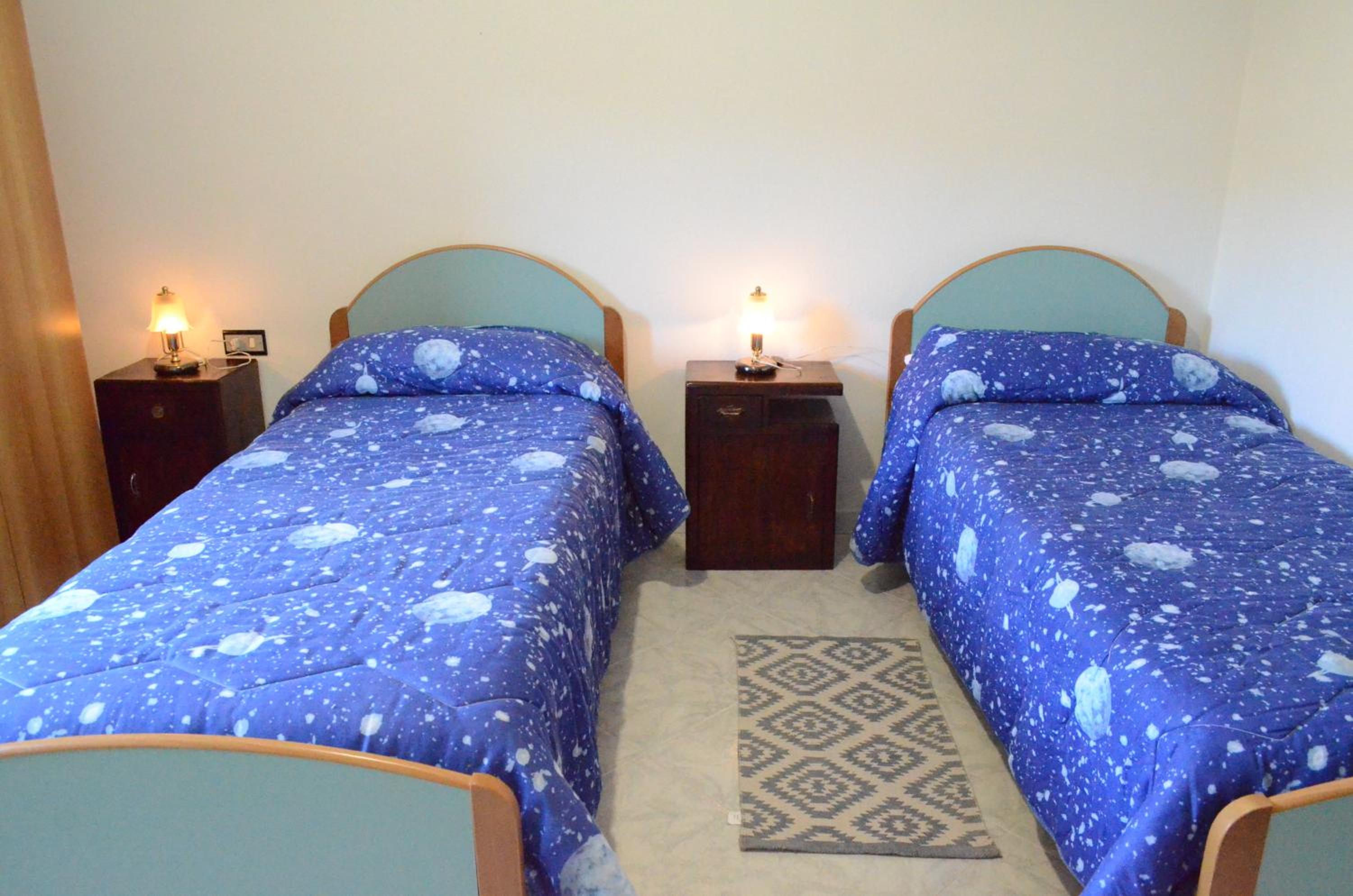 Two-Bedroom Apartment - Photo 24