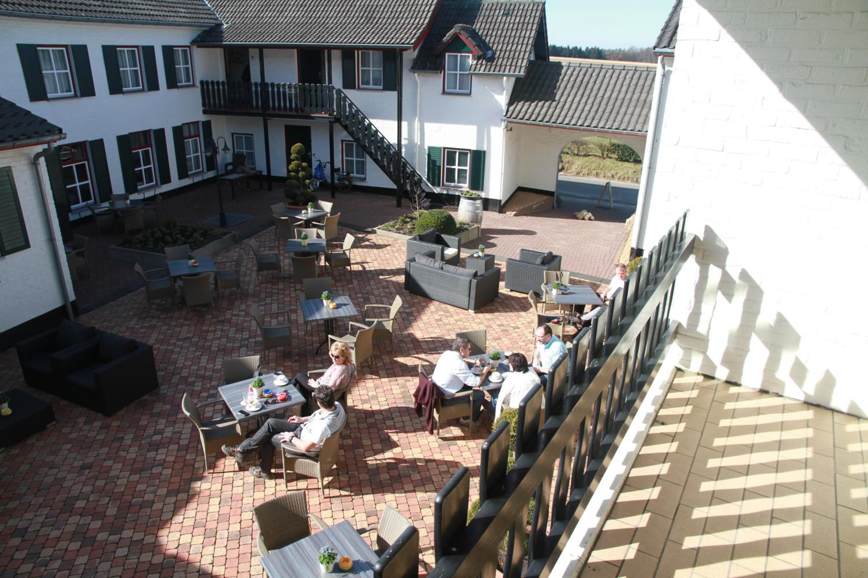 Comfort Double Room with Balcony/Terrace - Photo 3