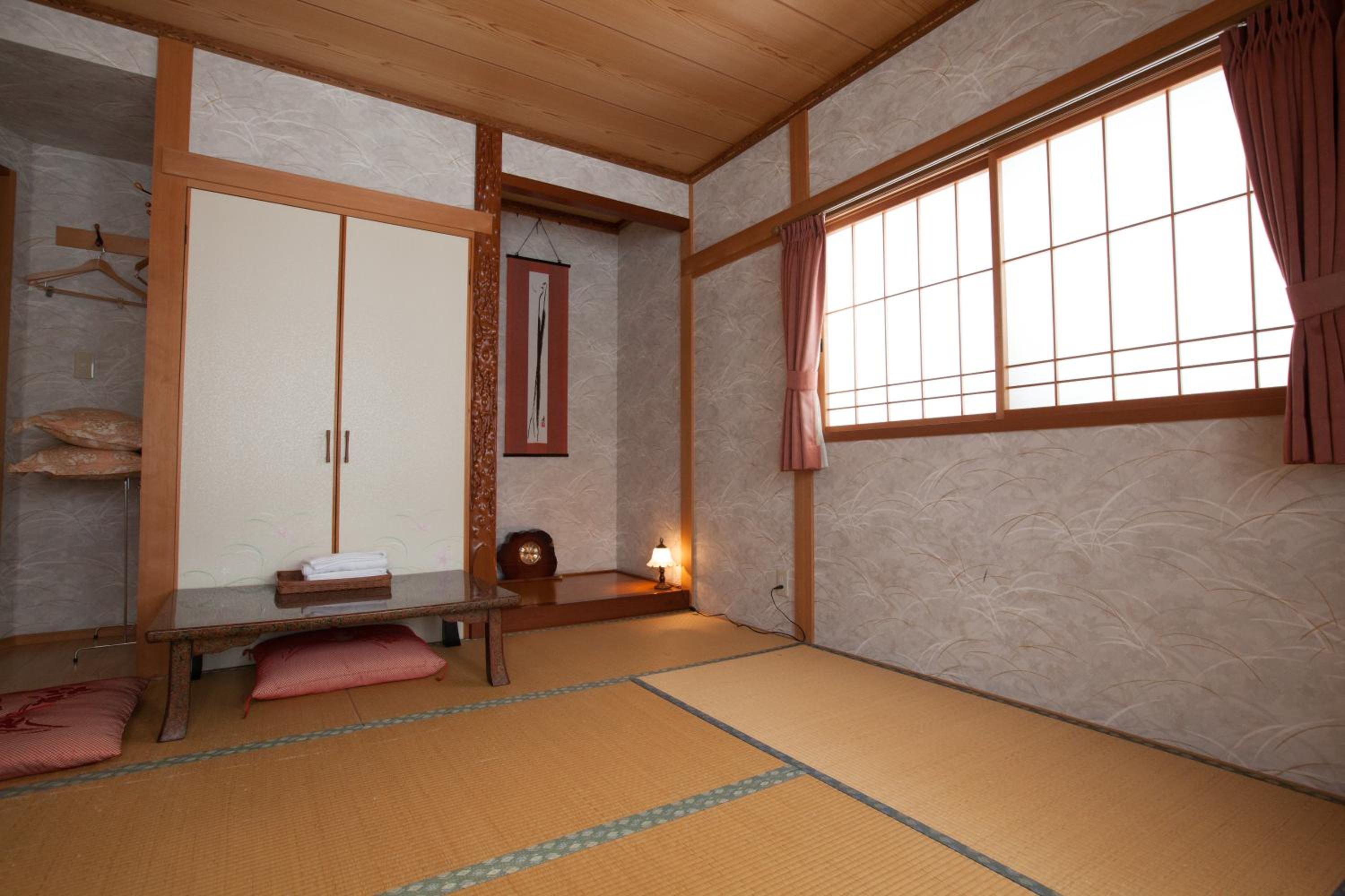 Japanese-Style Room - Non-Smoking