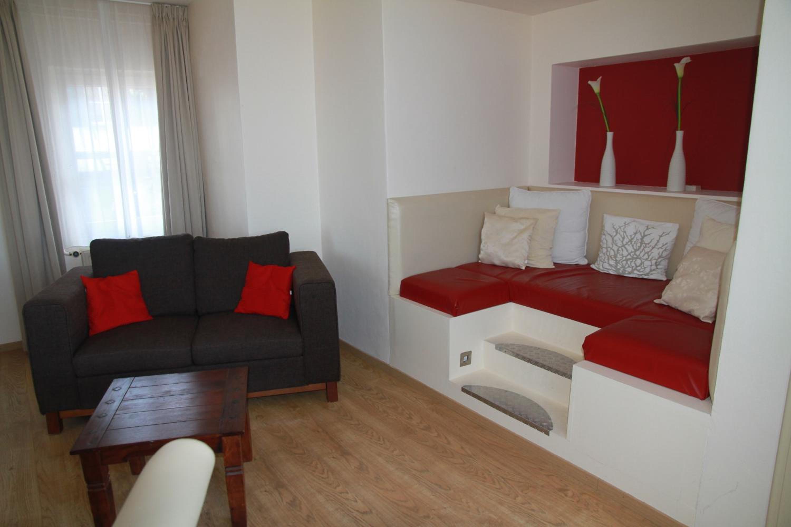 Standard Double Room - Photo 2