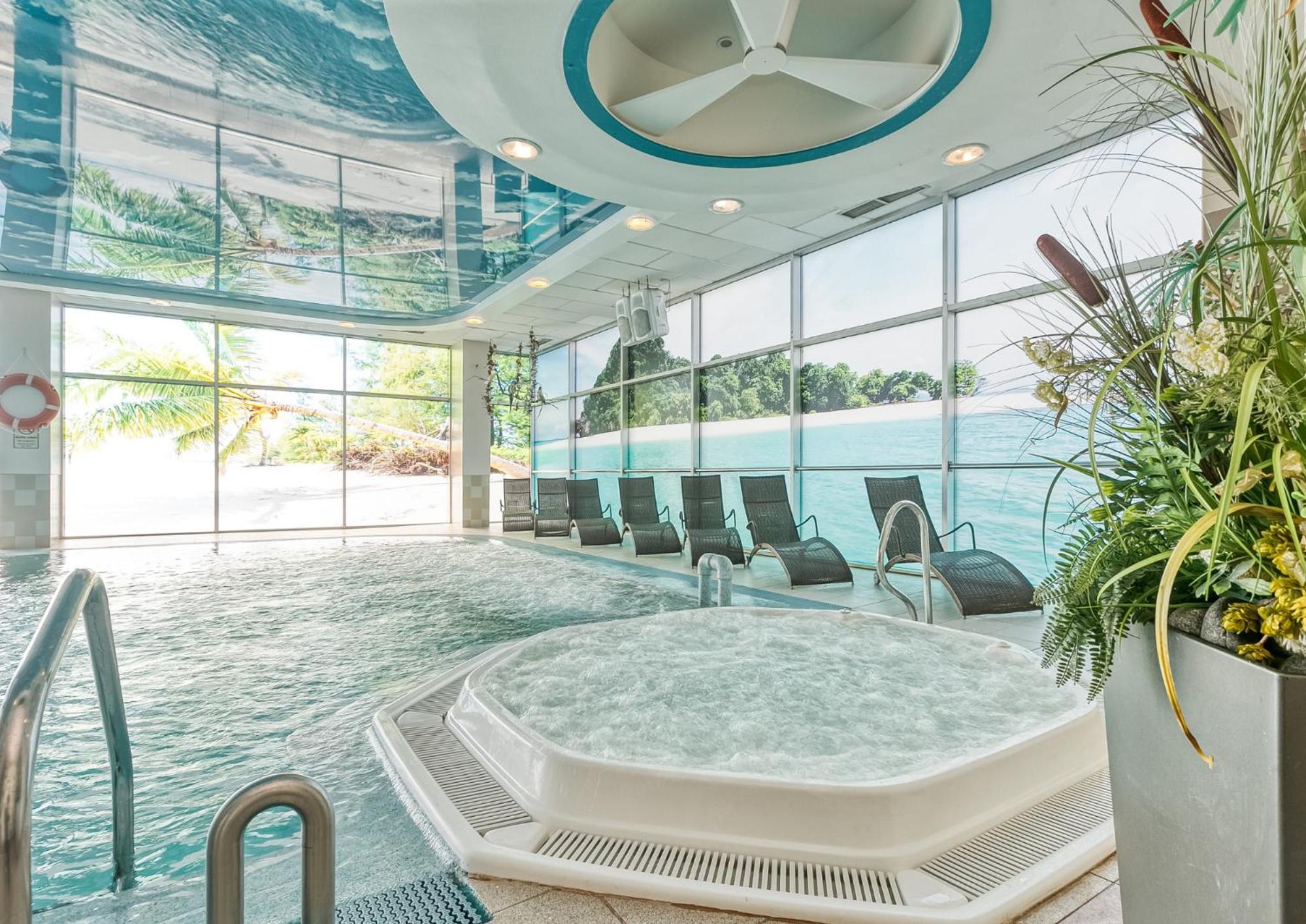 Double or Twin Room with Spa Access - Photo 9