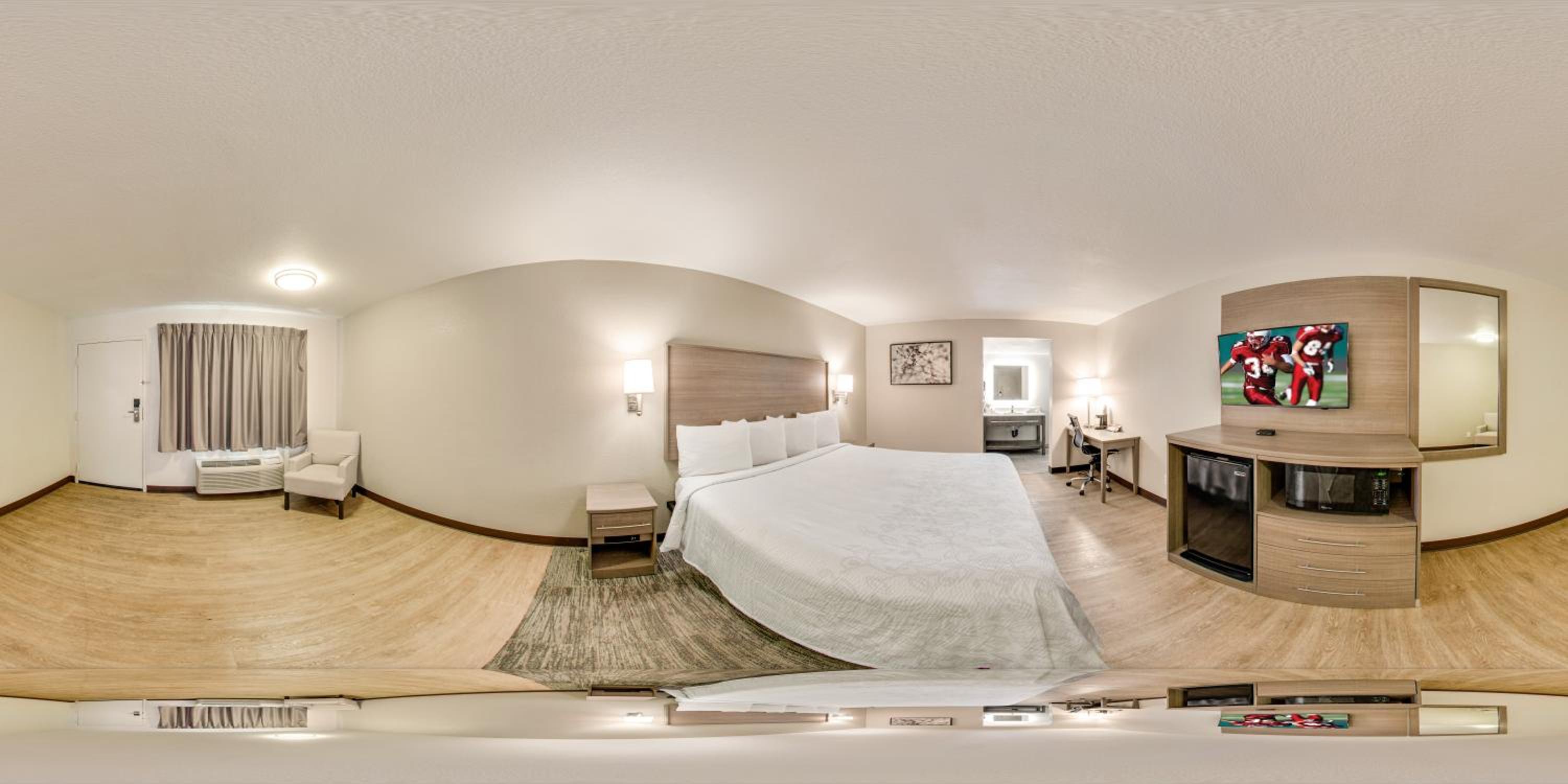 King Room - Non-Smoking - Photo 3