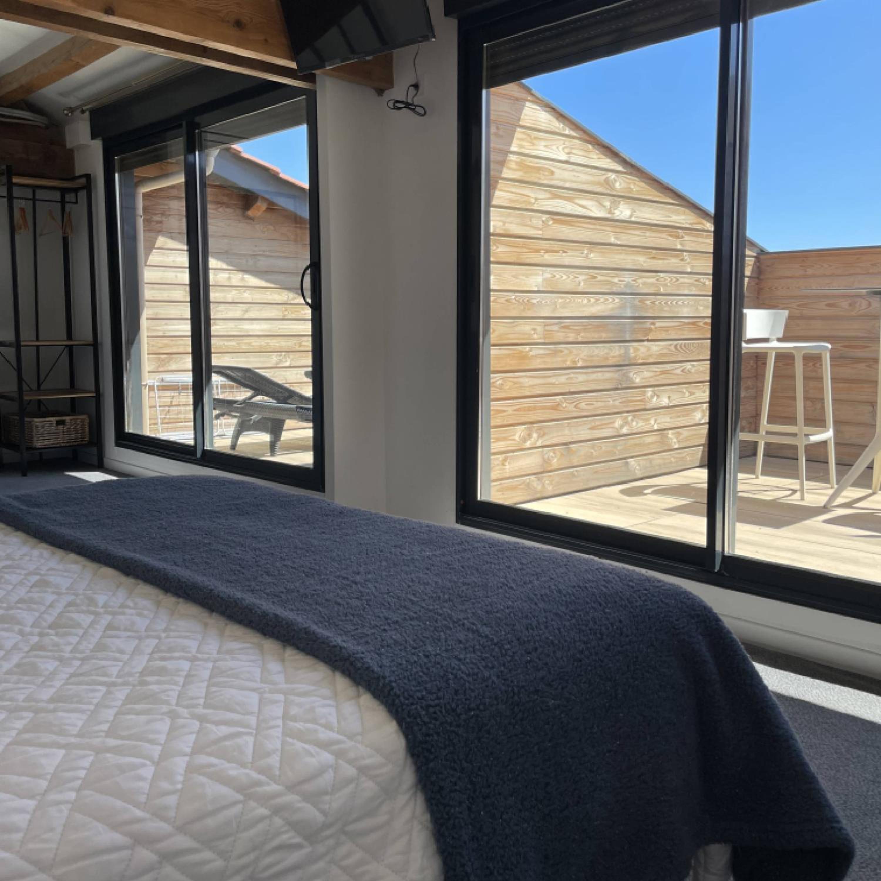 Deluxe Double Room with Balcony and Sea View