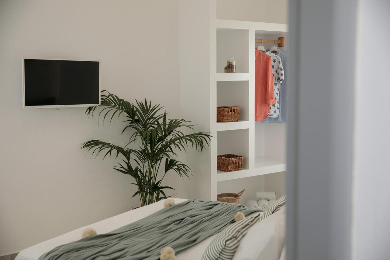 Superior Suite - Photo 23
