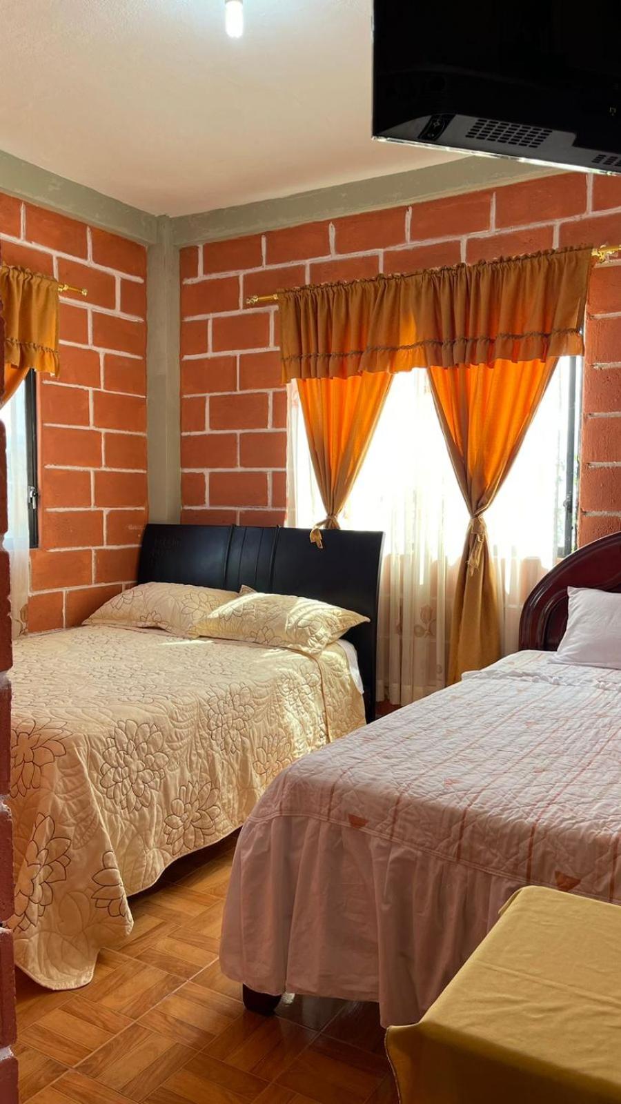 Twin Room with Private Bathroom photo 3