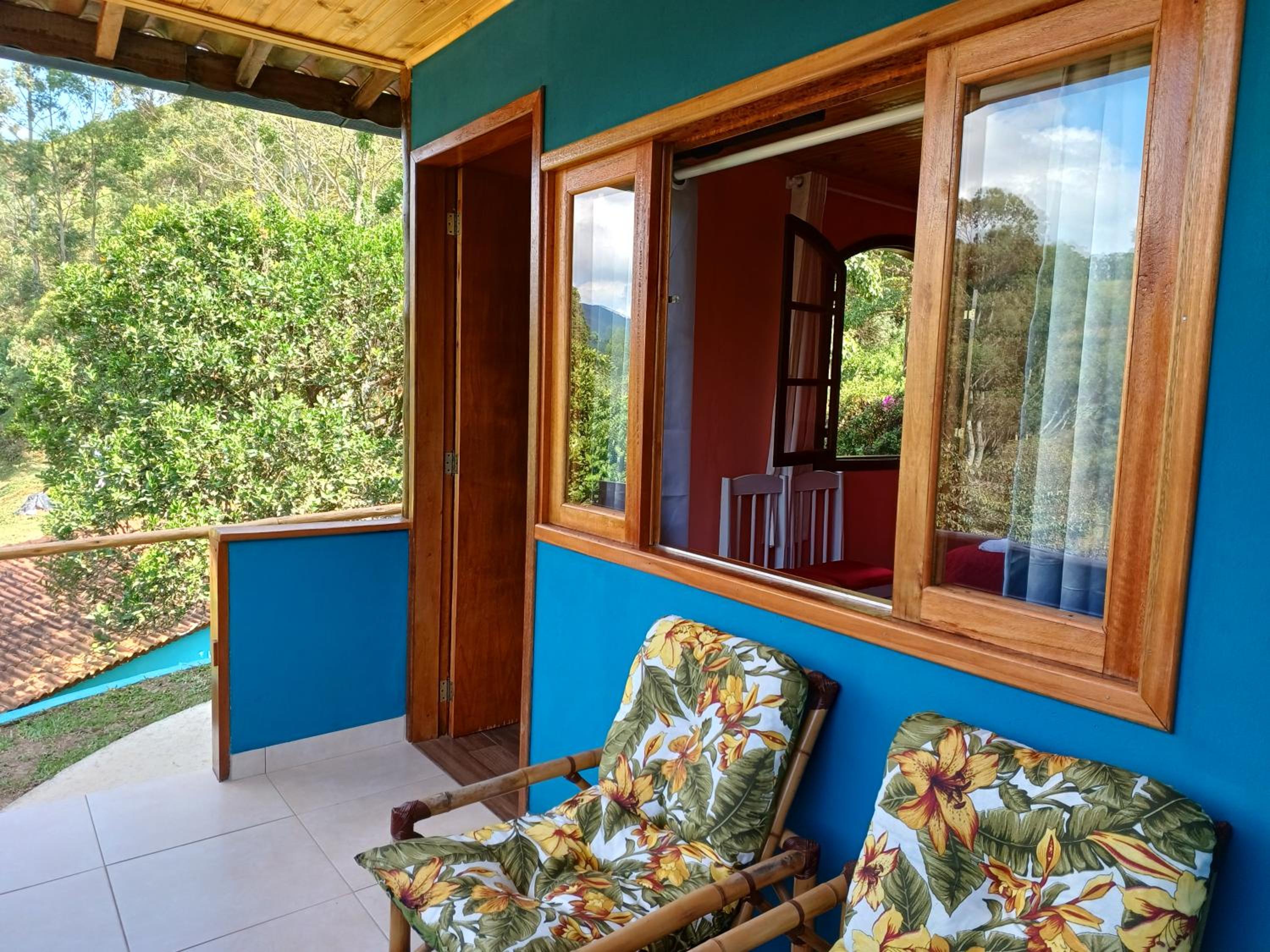 Suite with Balcony - Photo 14