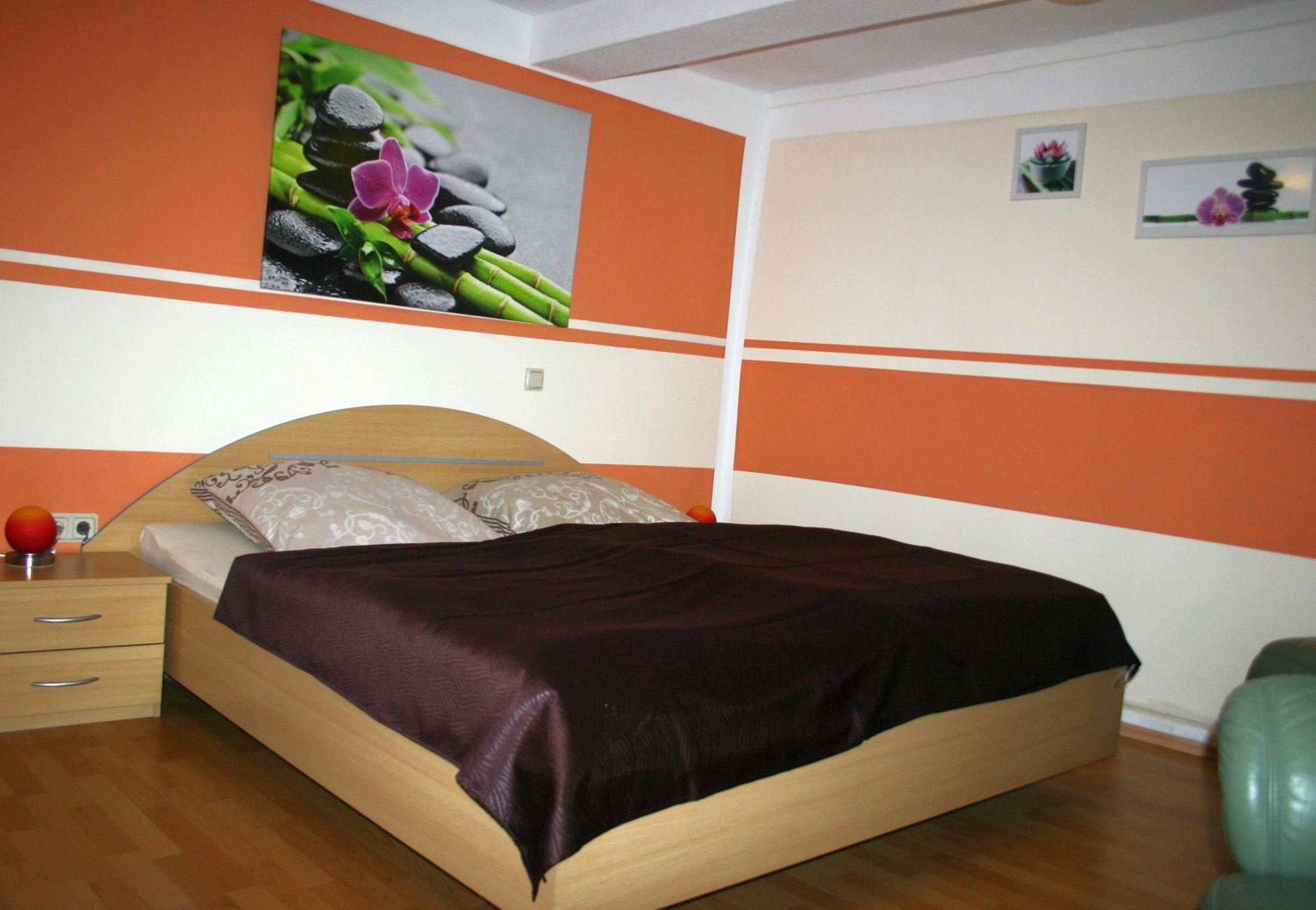 Apartment photo 2