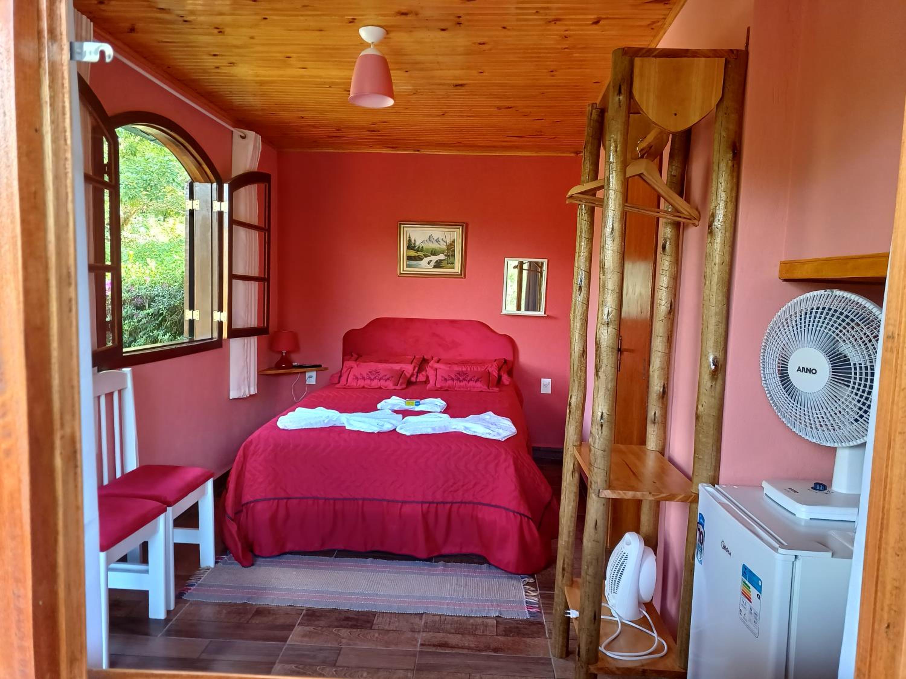 Suite with Balcony - Photo 5