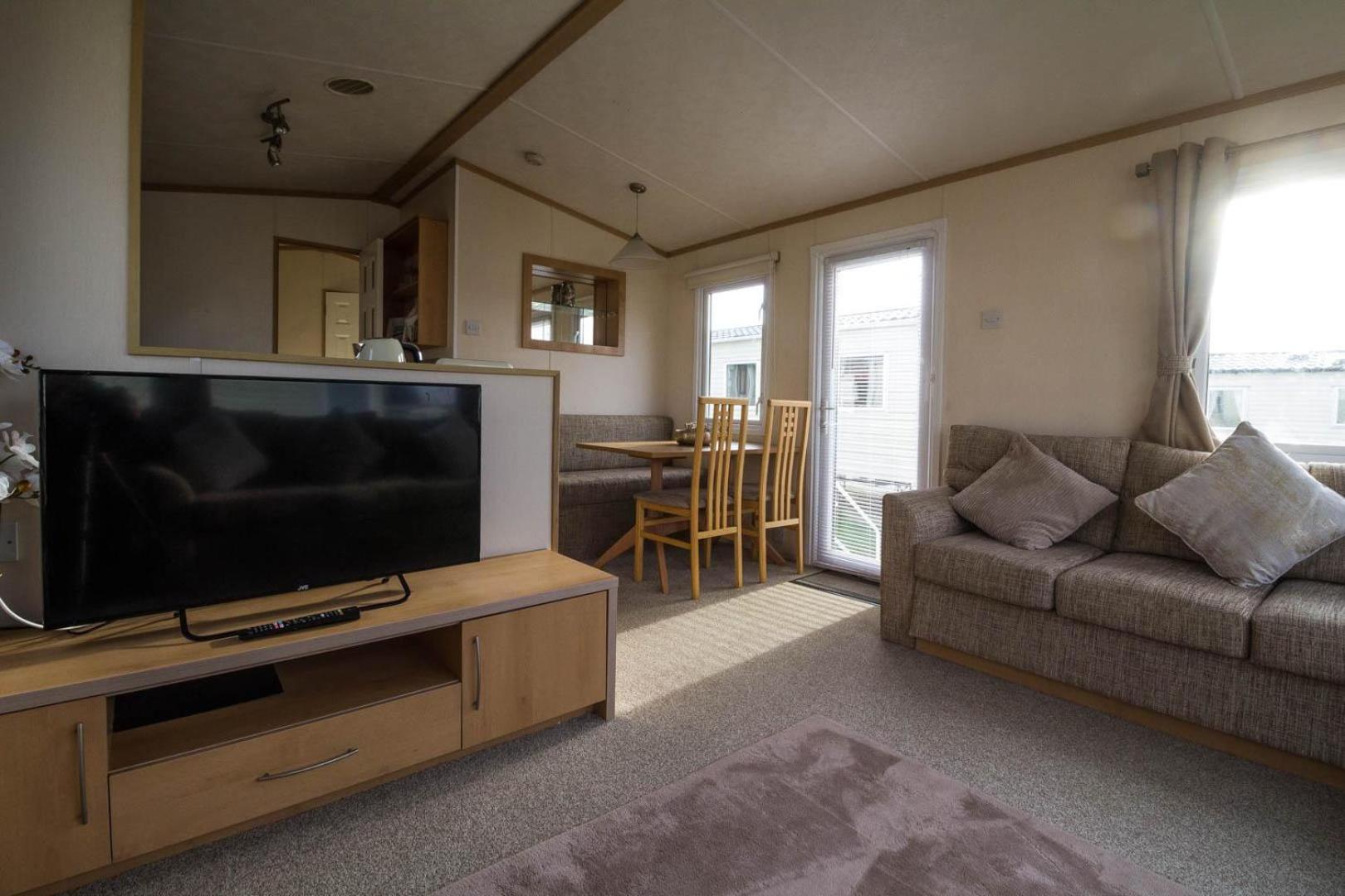 Mobile Home photo 1
