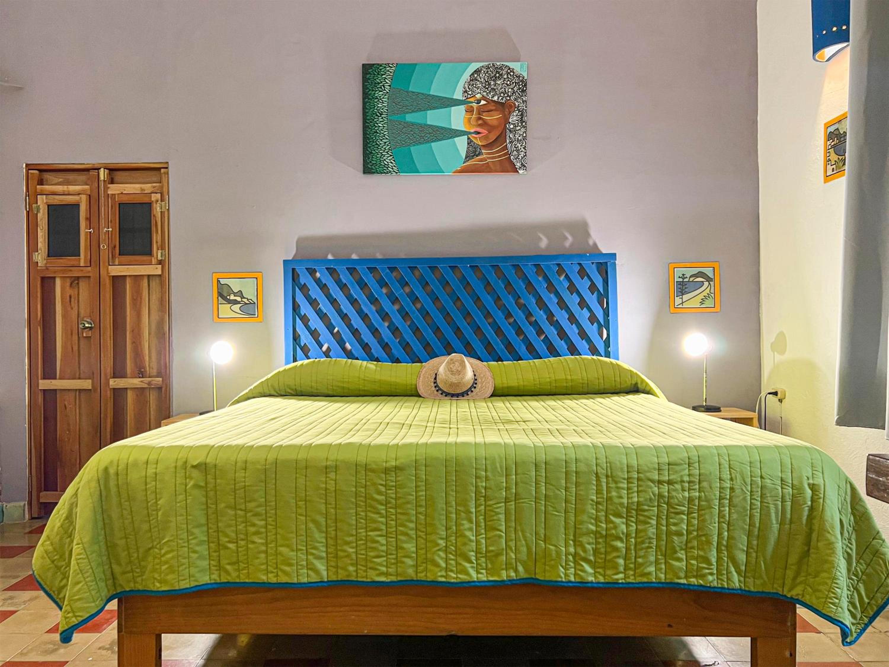 Deluxe King Room photo 1
