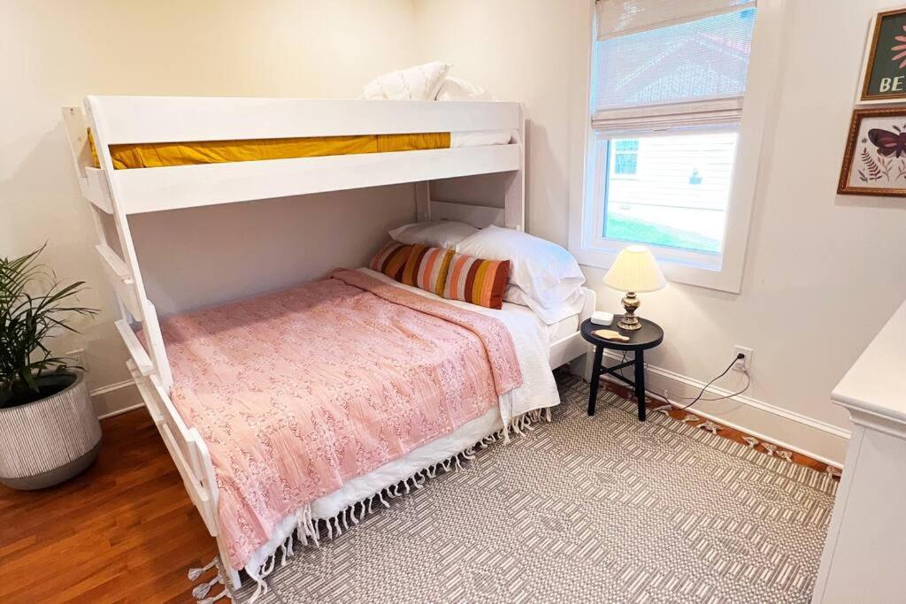 Two-Bedroom House photo 2