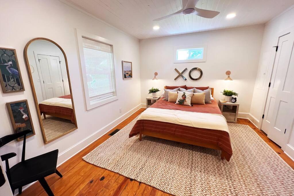 Two-Bedroom House photo 3