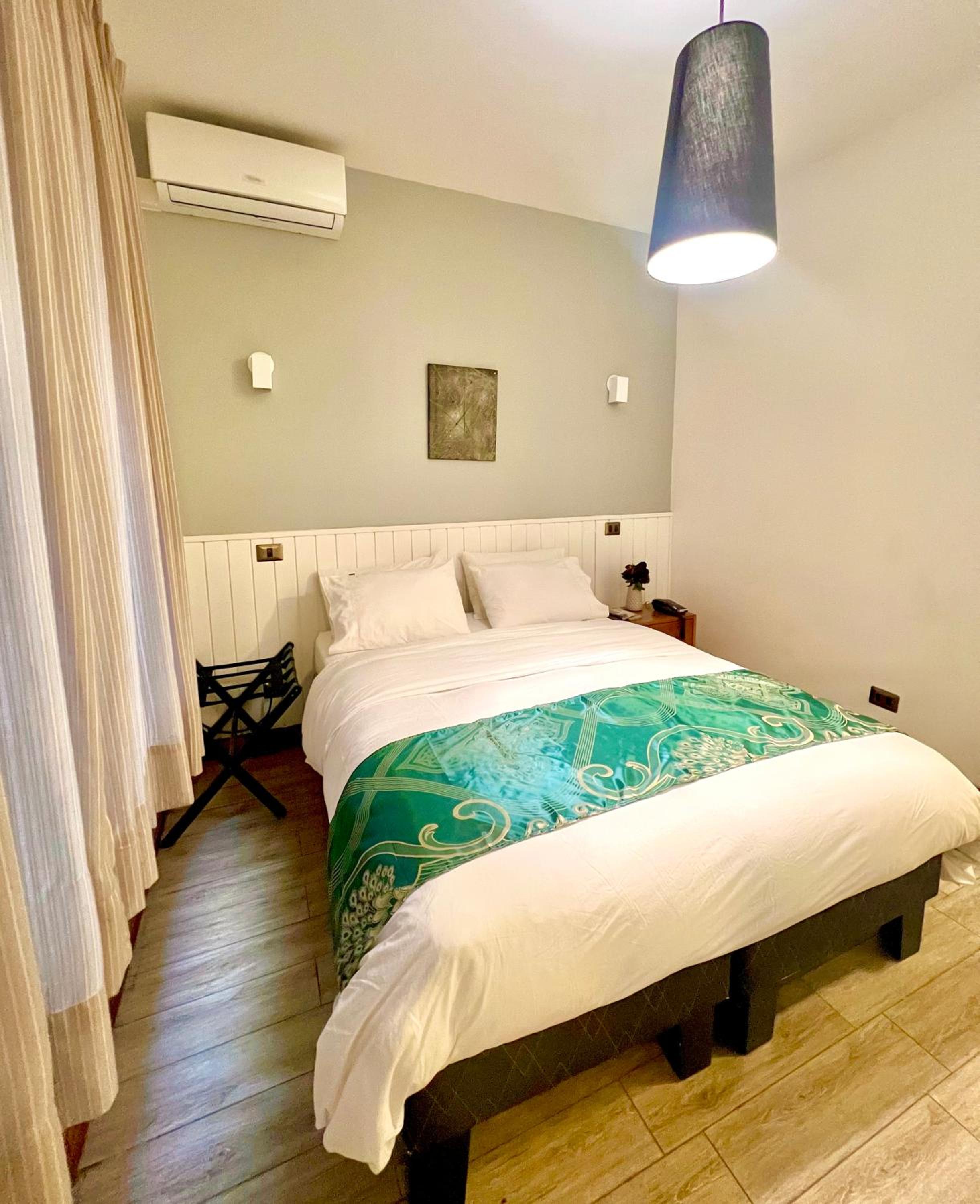 Budget Double Room photo 1