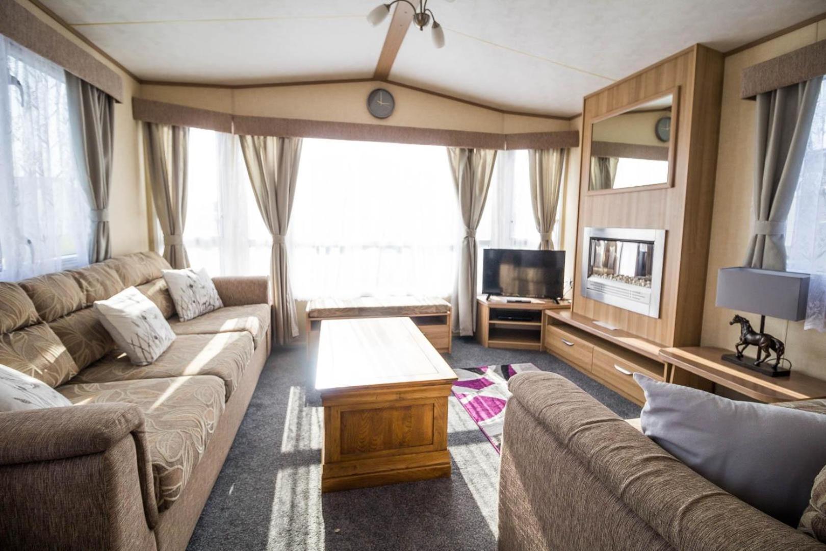 Mobile Home photo 1