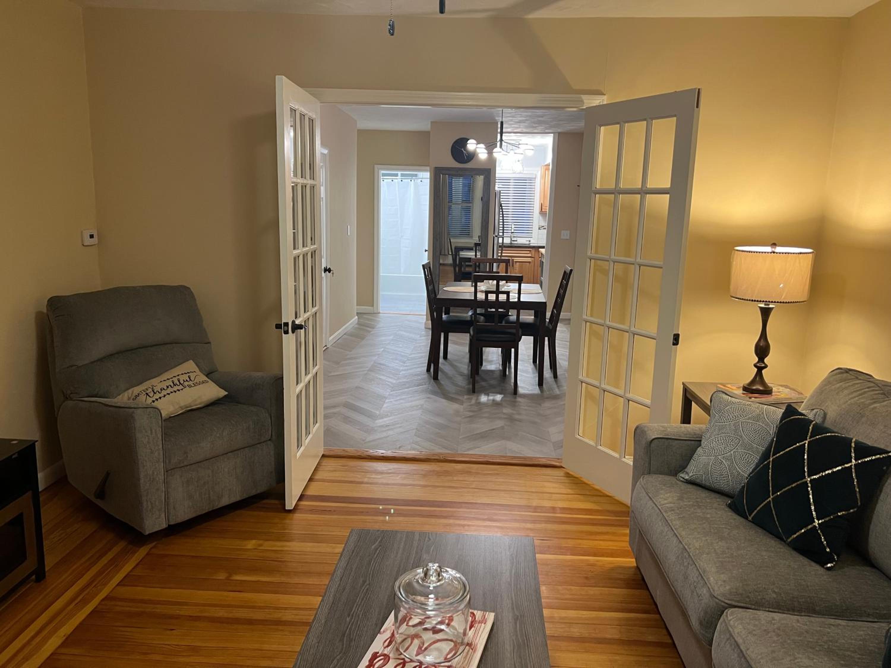 Apartment photo 2