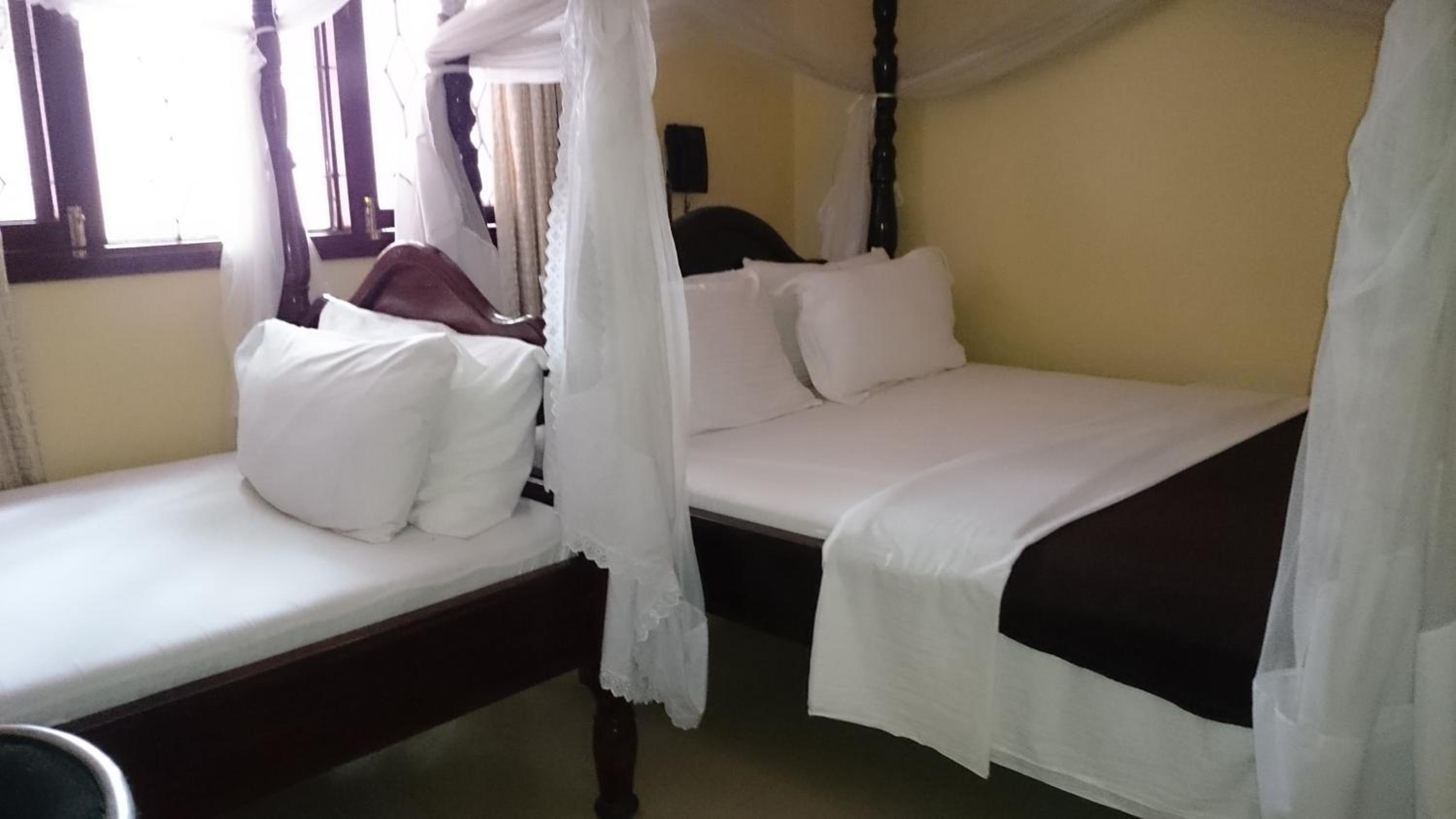 Deluxe Double or Twin Room - Photo 3