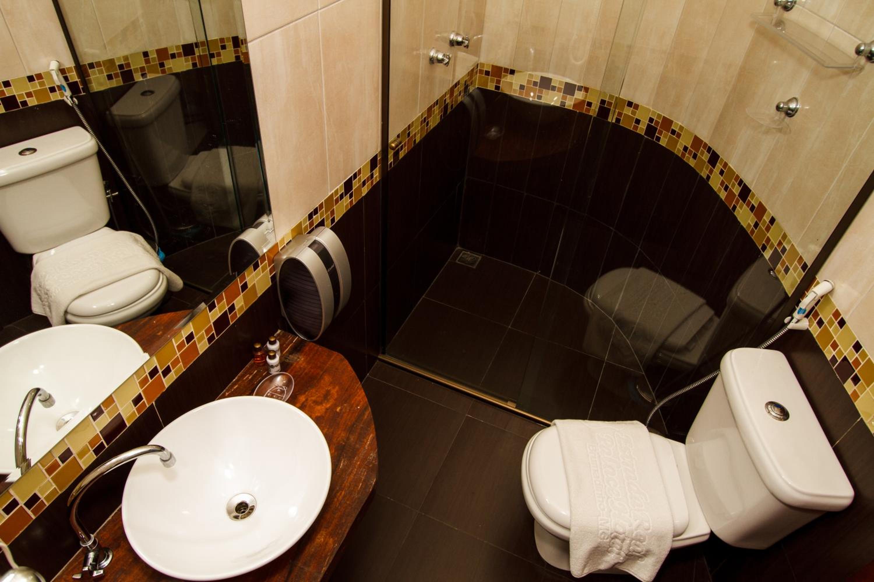 Deluxe Double or Twin Room photo 3