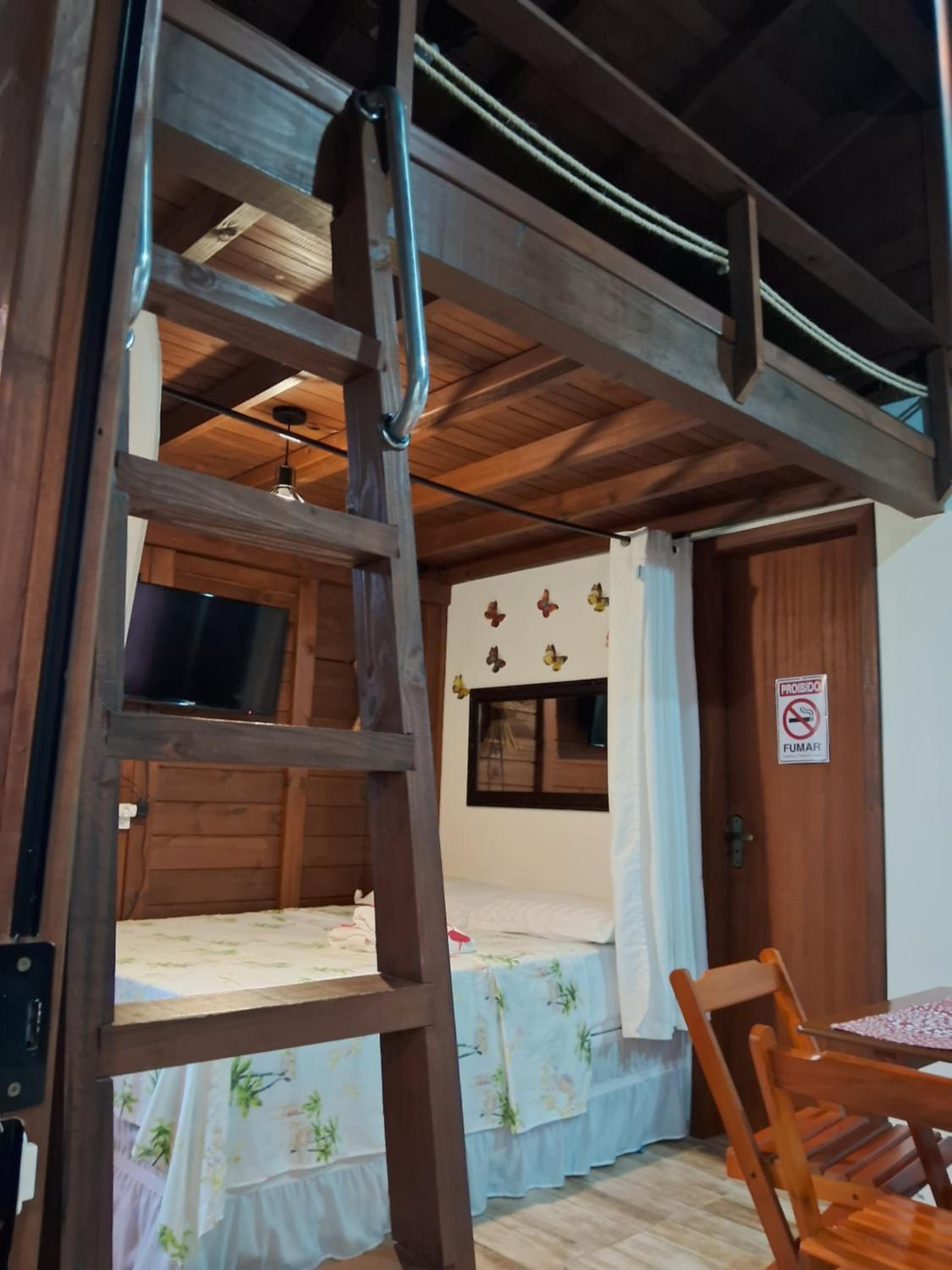 One-Bedroom House photo 1