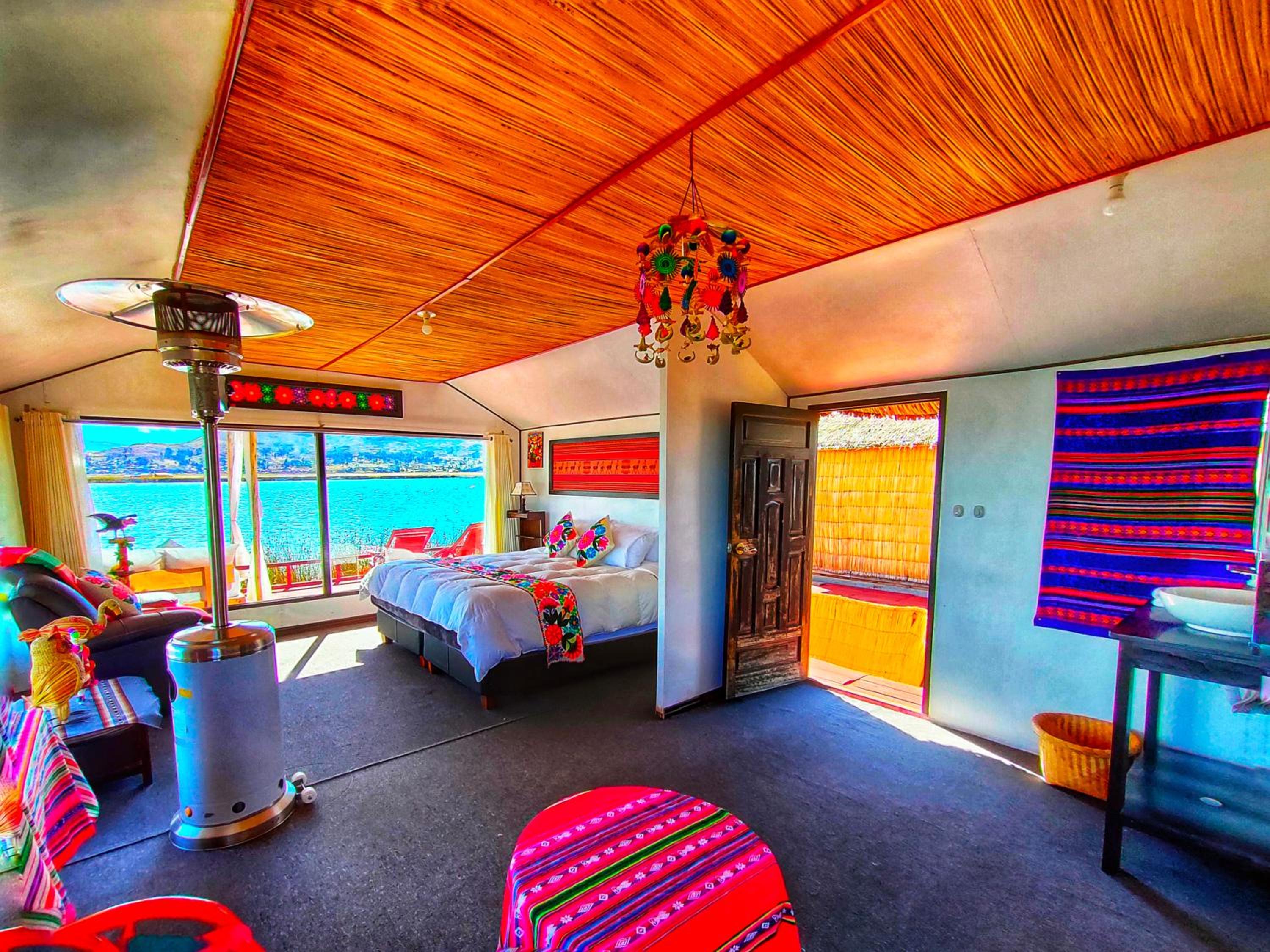 Suite with Lake View photo 2
