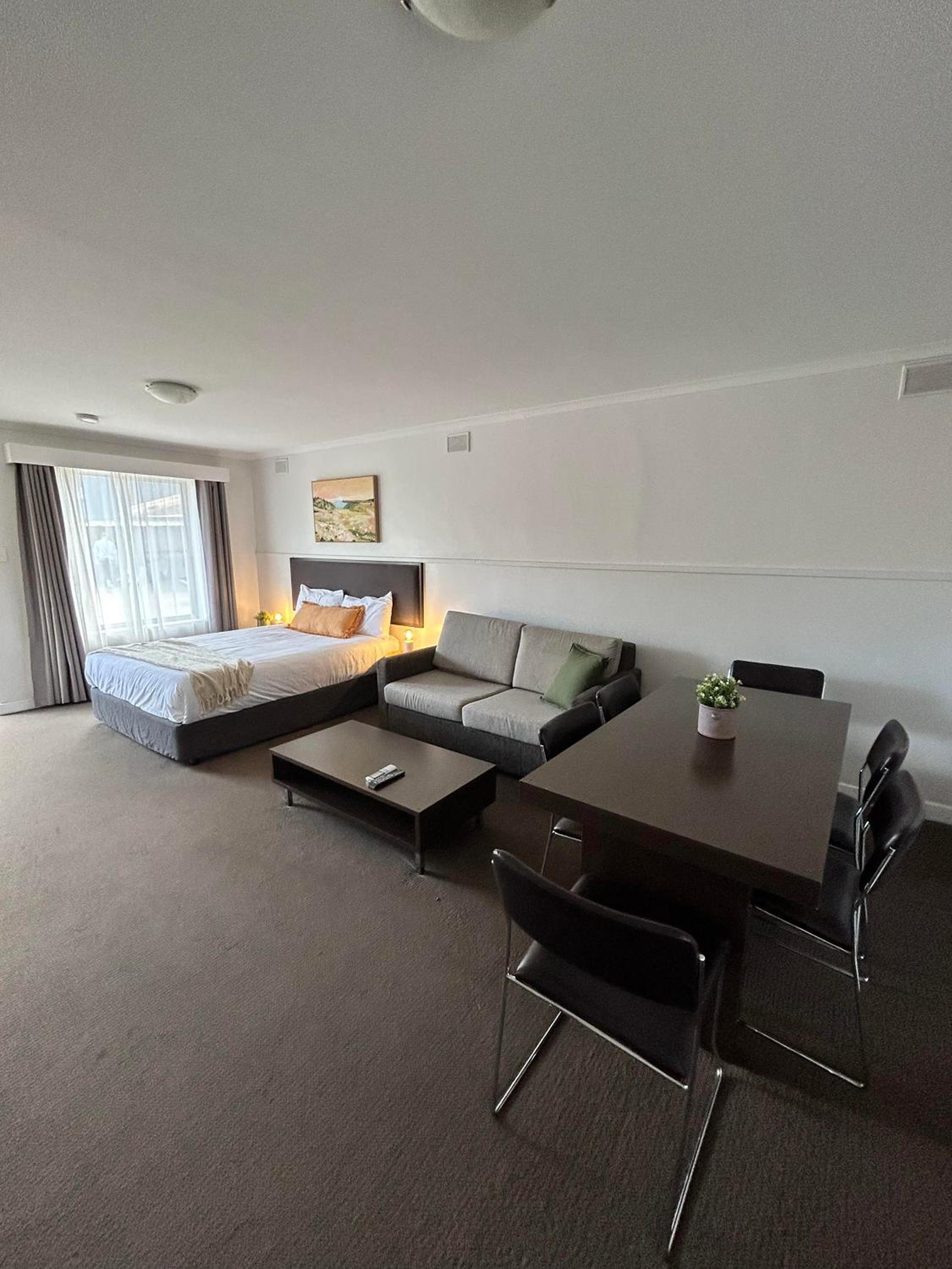Family Room photo 2