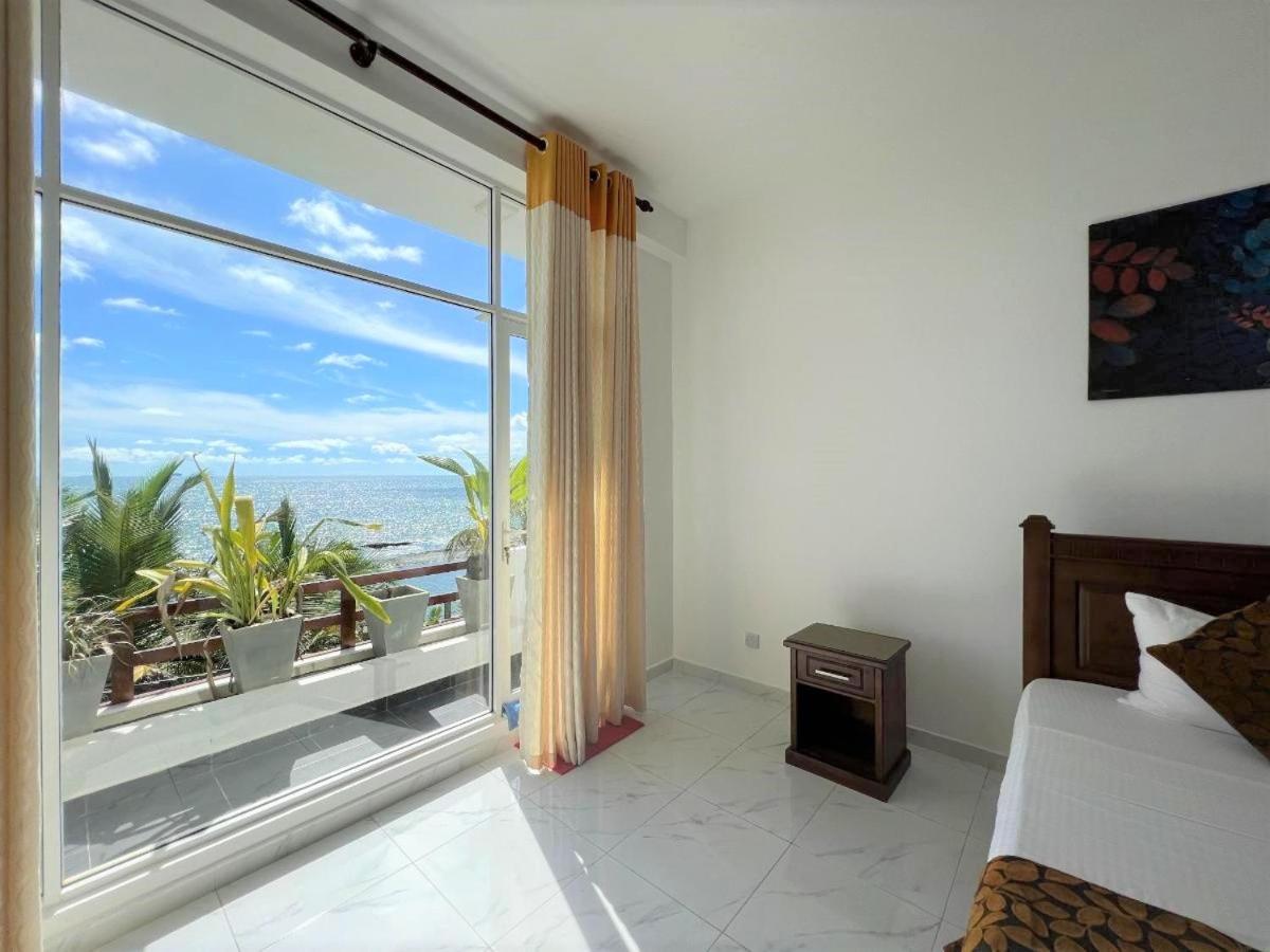 Family Room with Sea View photo 2
