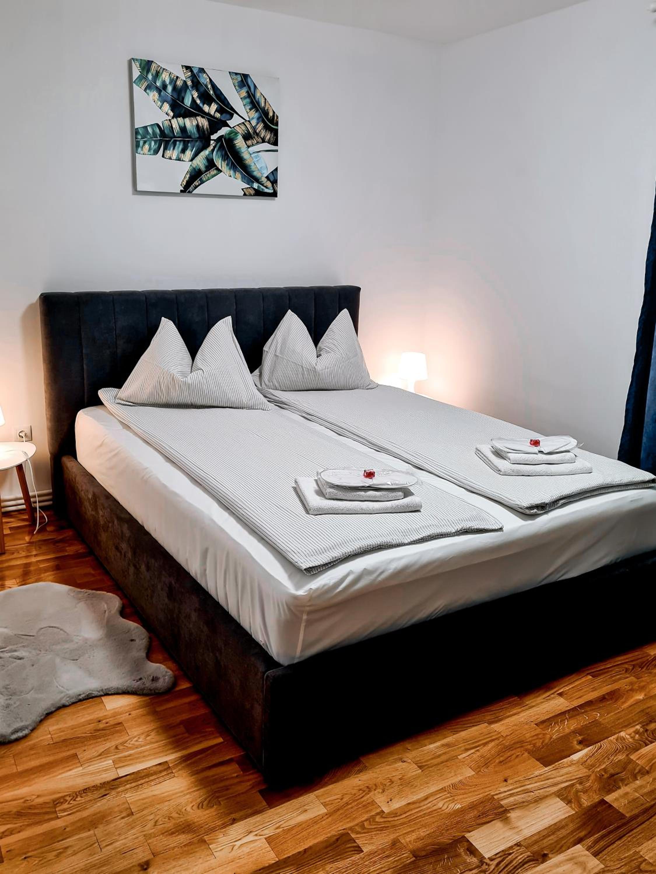 Apartment photo 1