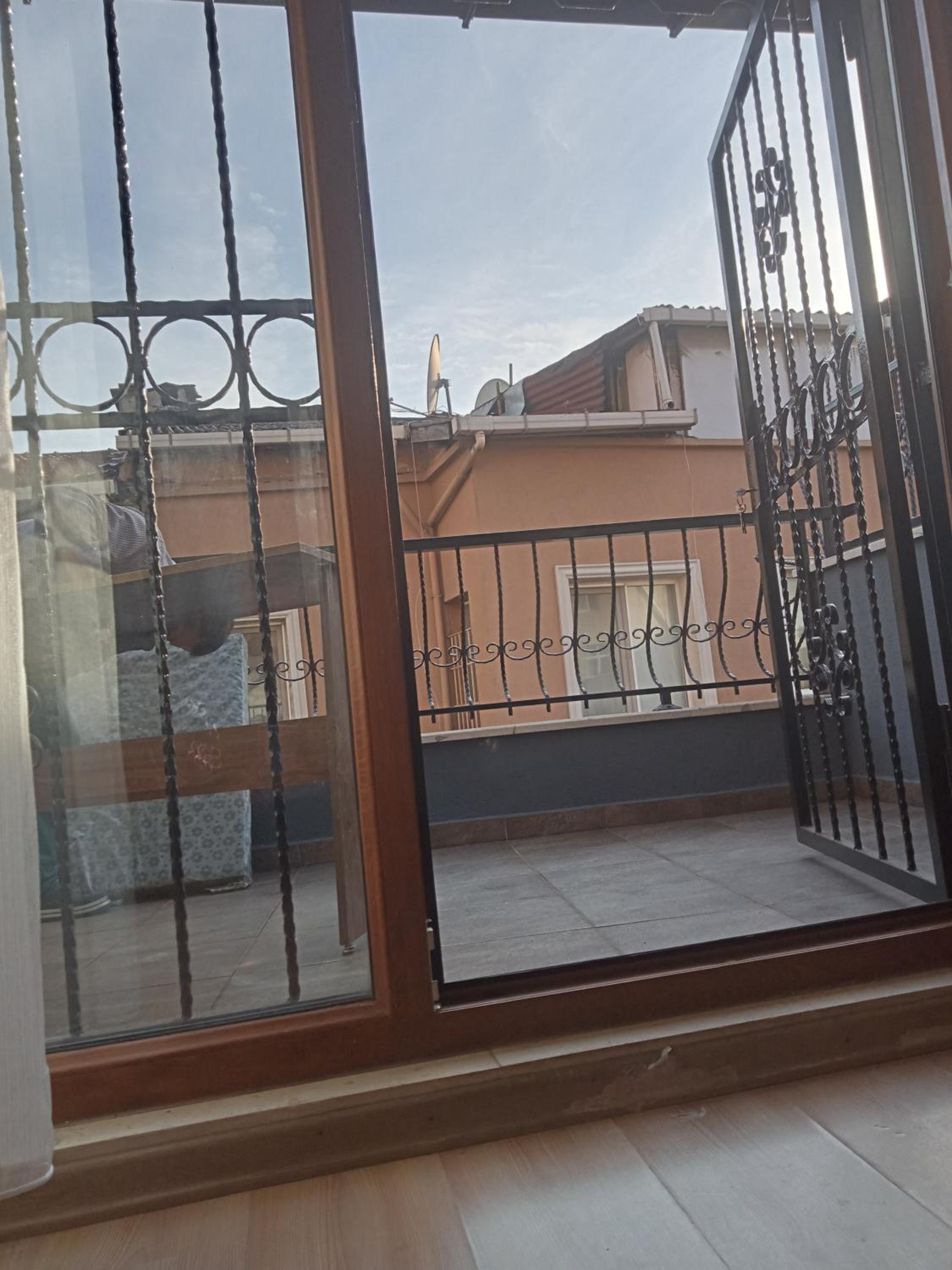 Apartment with Terrace photo 3