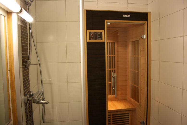 One-Bedroom Apartment with Sauna - Photo 2