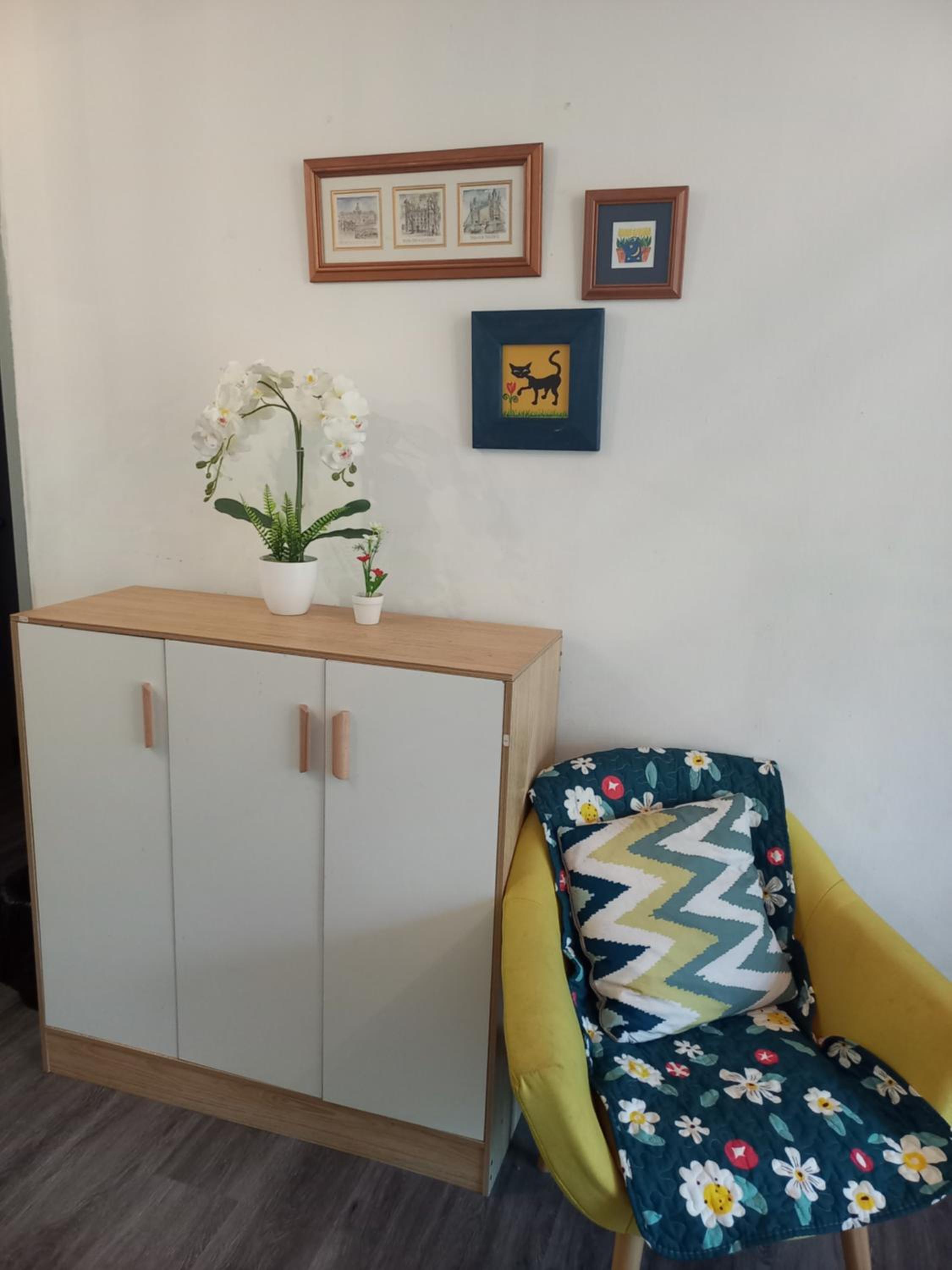 Apartment with Balcony photo 3