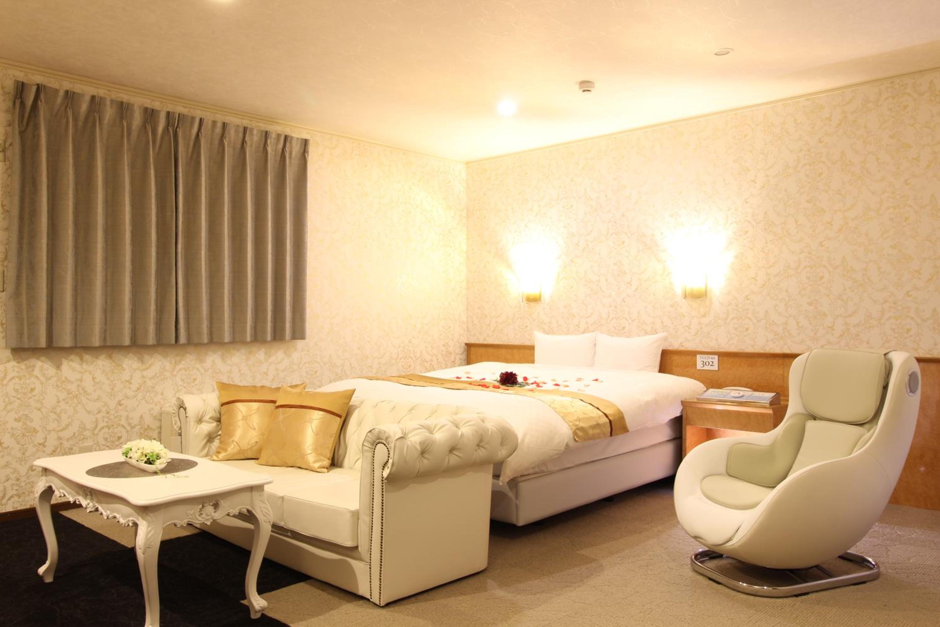 Deluxe Suite photo 1