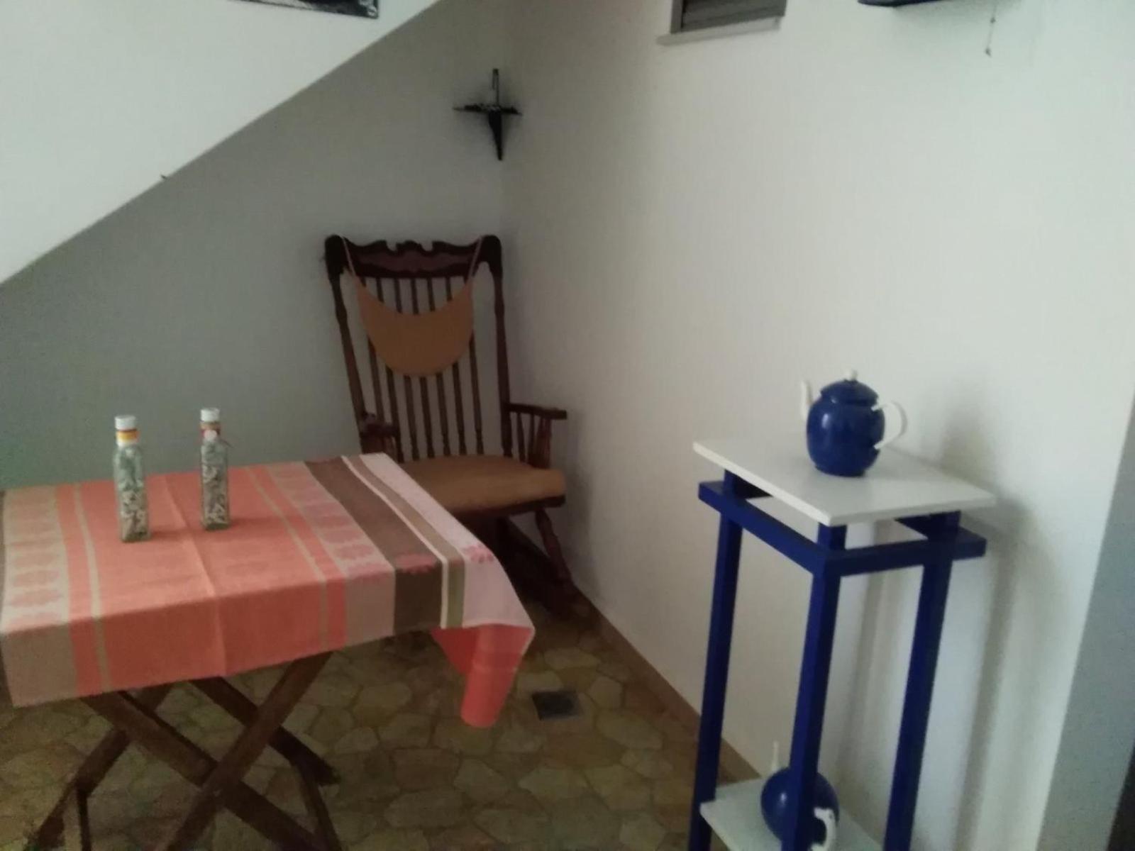 Two-Bedroom House photo 3