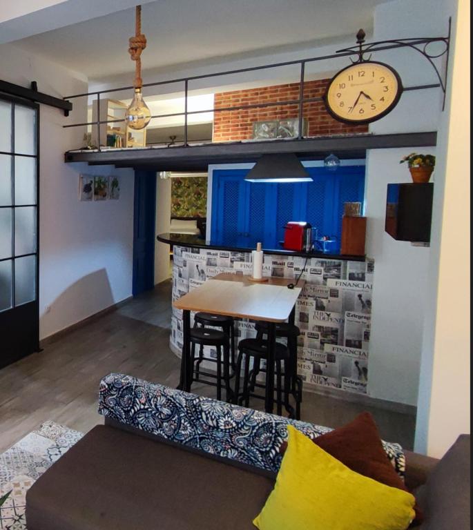 Two-Bedroom Apartment - Photo 19