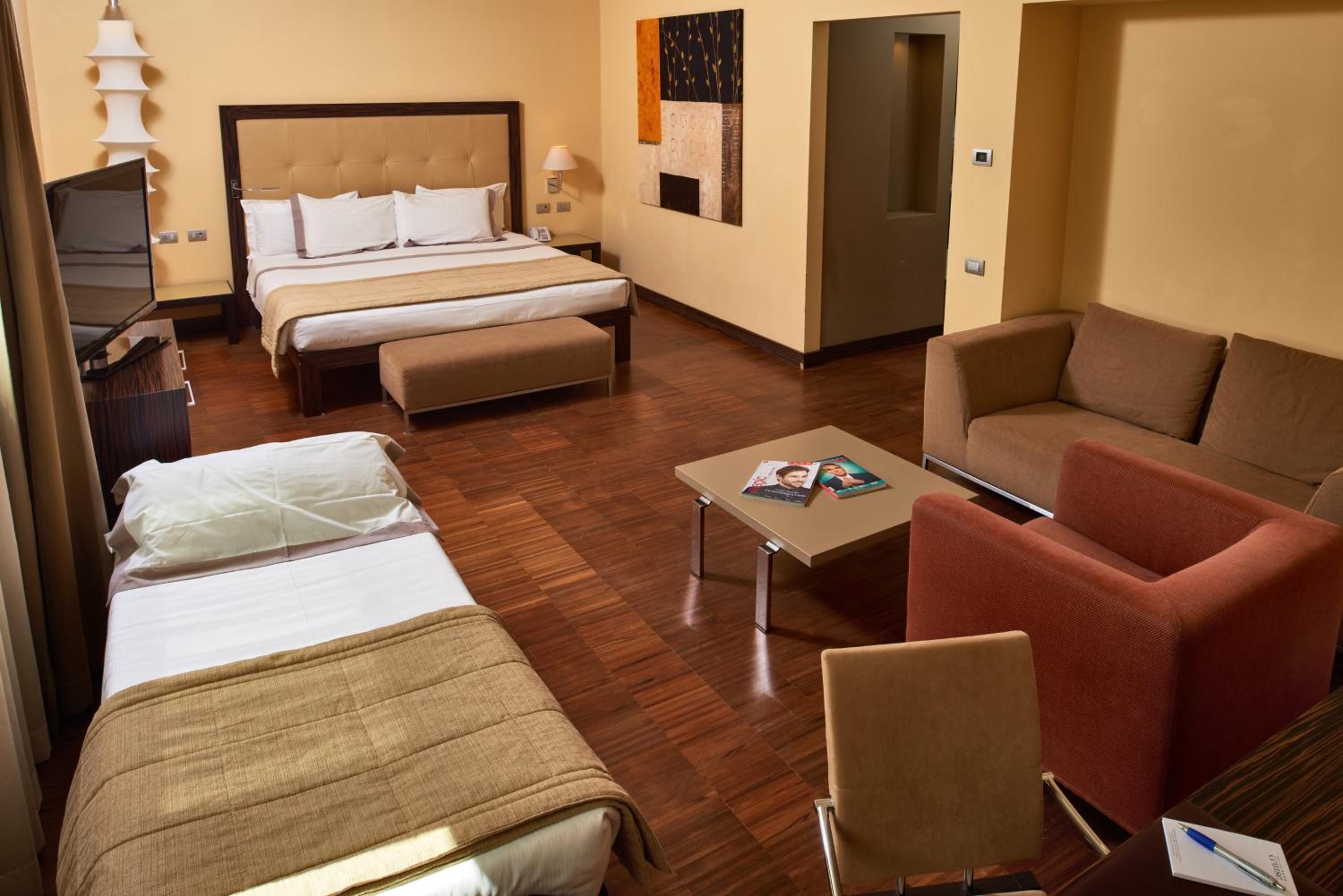 Junior Suite - Photo 2