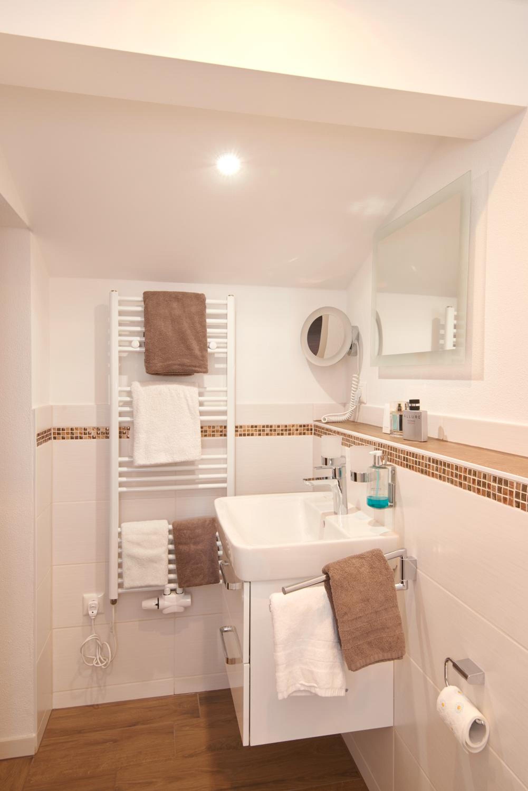 Large Double Room photo 2