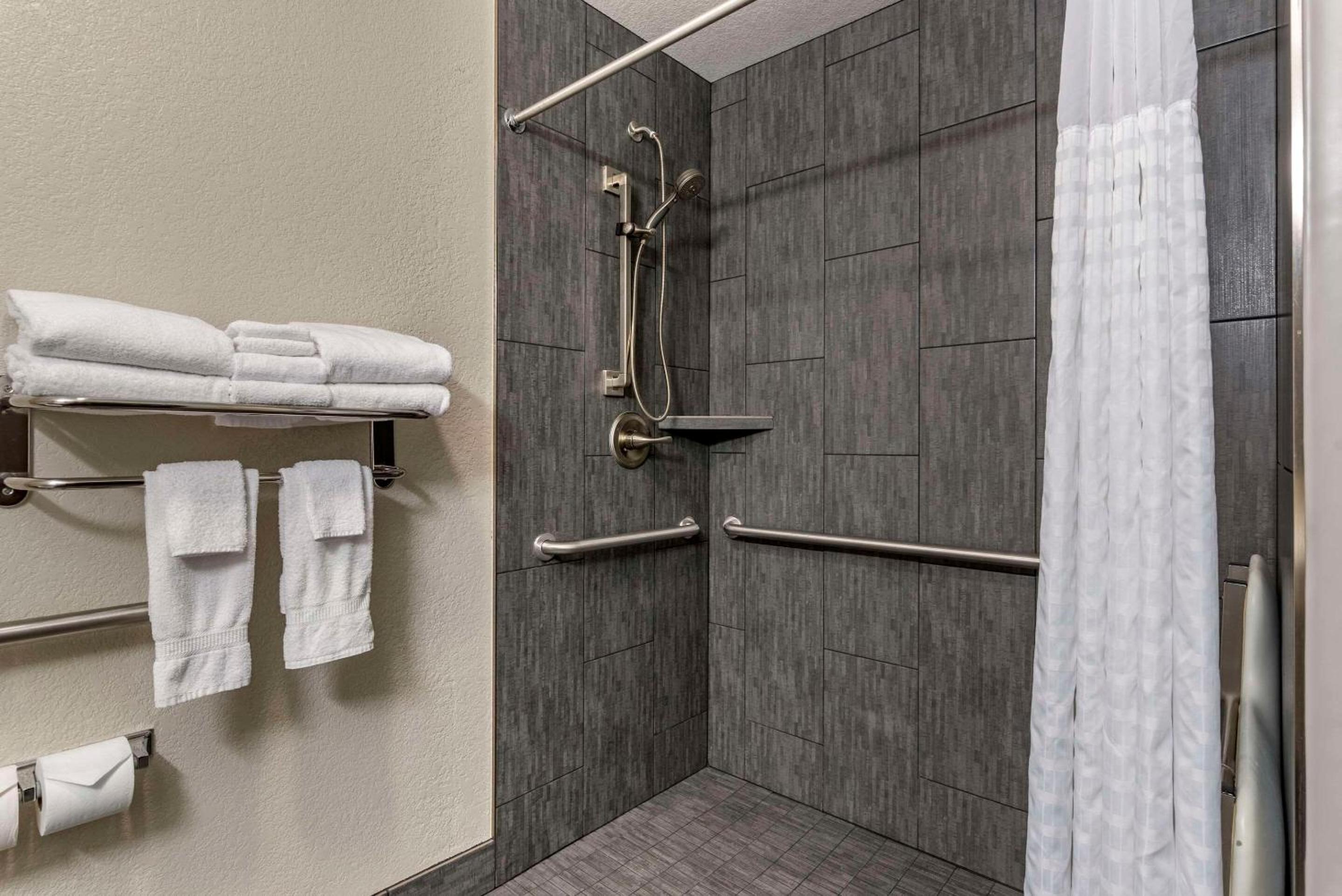 Comfort Inn & Suites Tualatin - Lake Oswego South, Foto 4