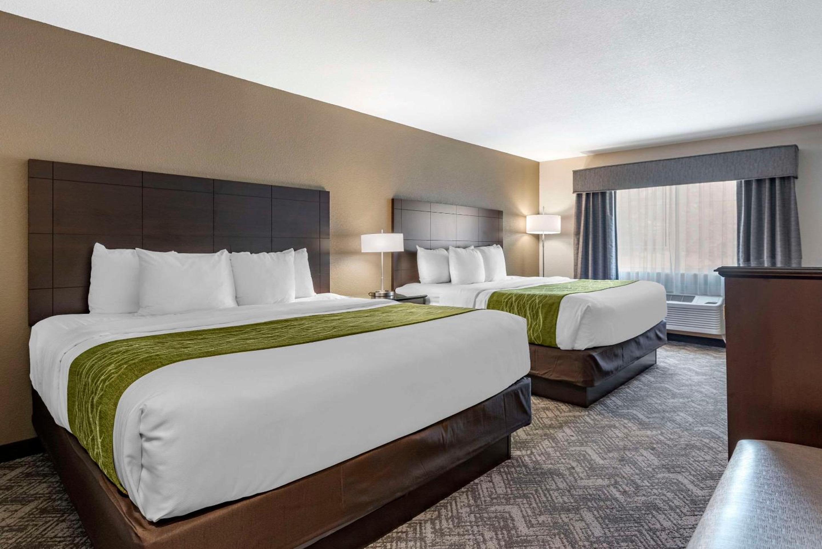 King Room with Two King Beds - Non-Smoking