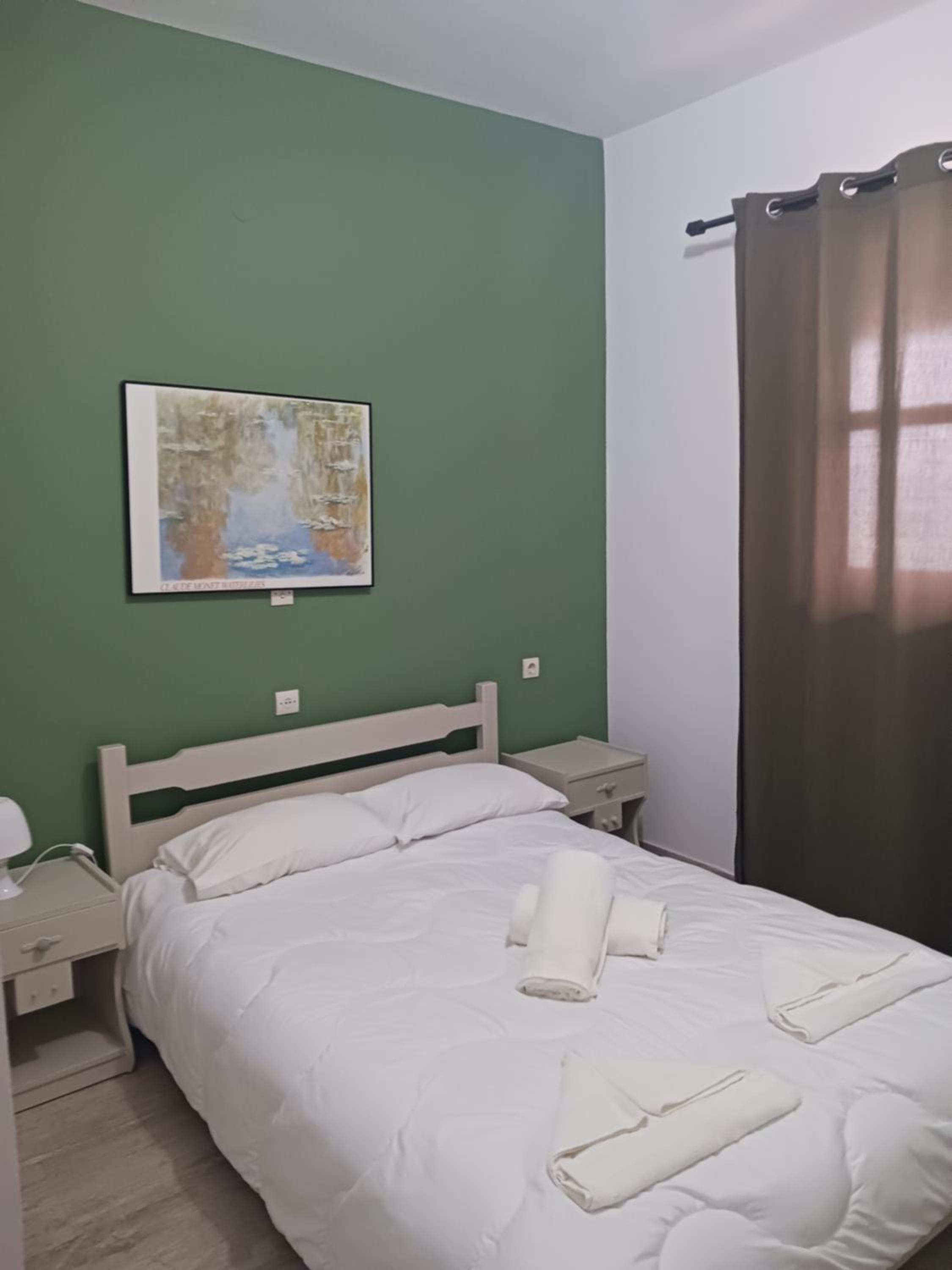 Quadruple Room - Photo 9