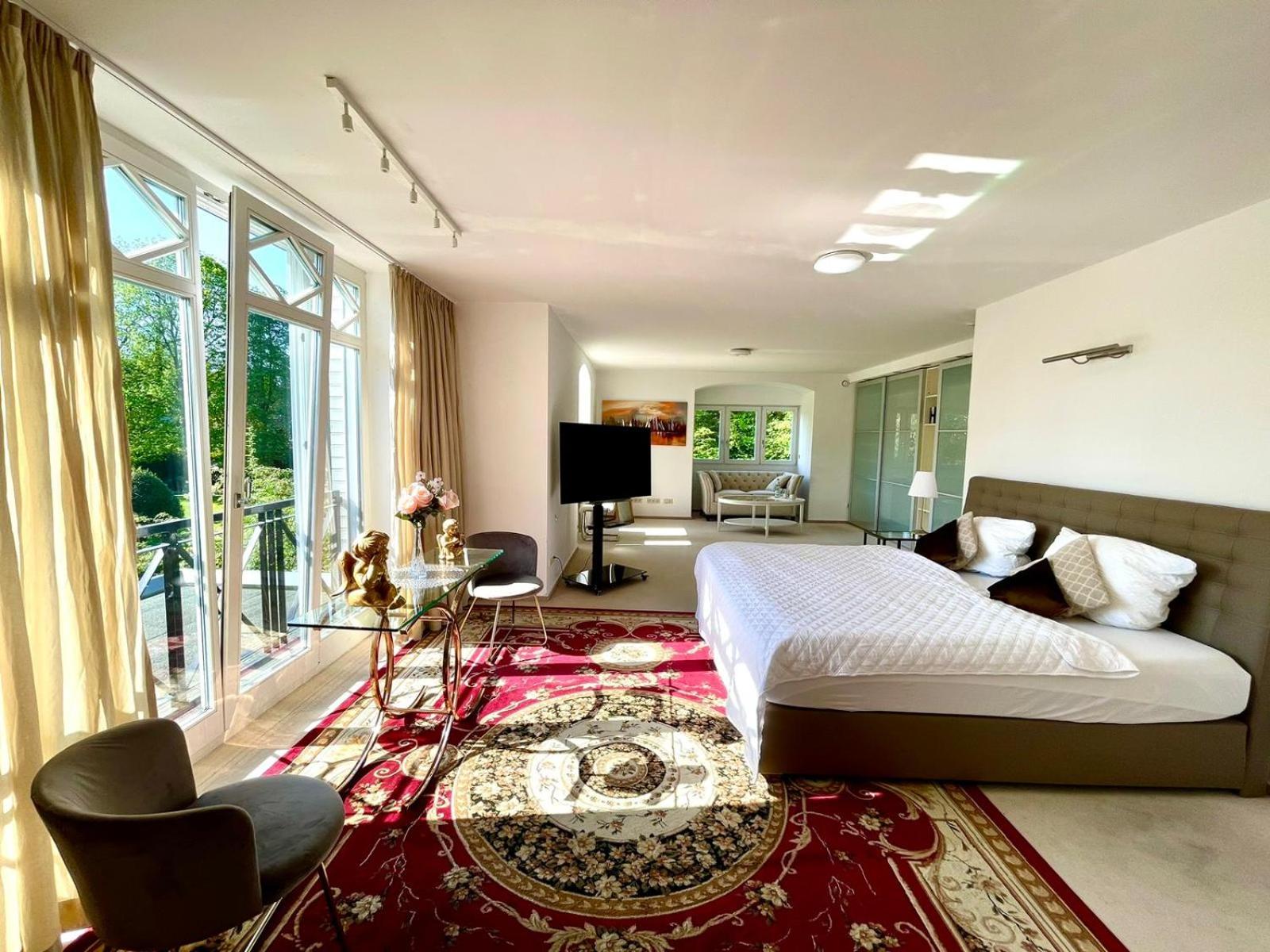 Double Room with Private Bathroom photo 1