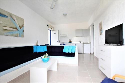 Apartment (4 Adults) photo 3