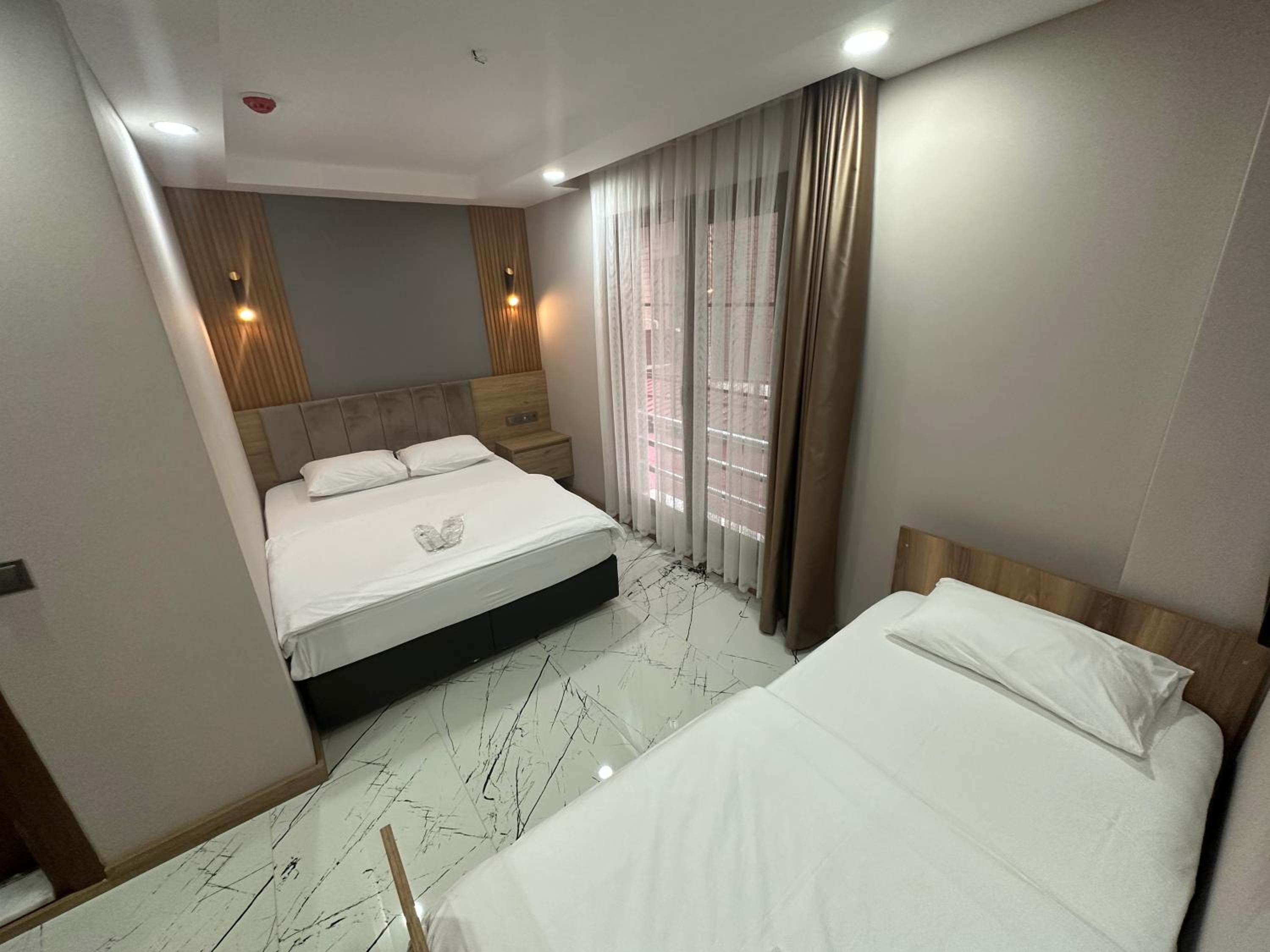 Superior Triple Room - Photo 5