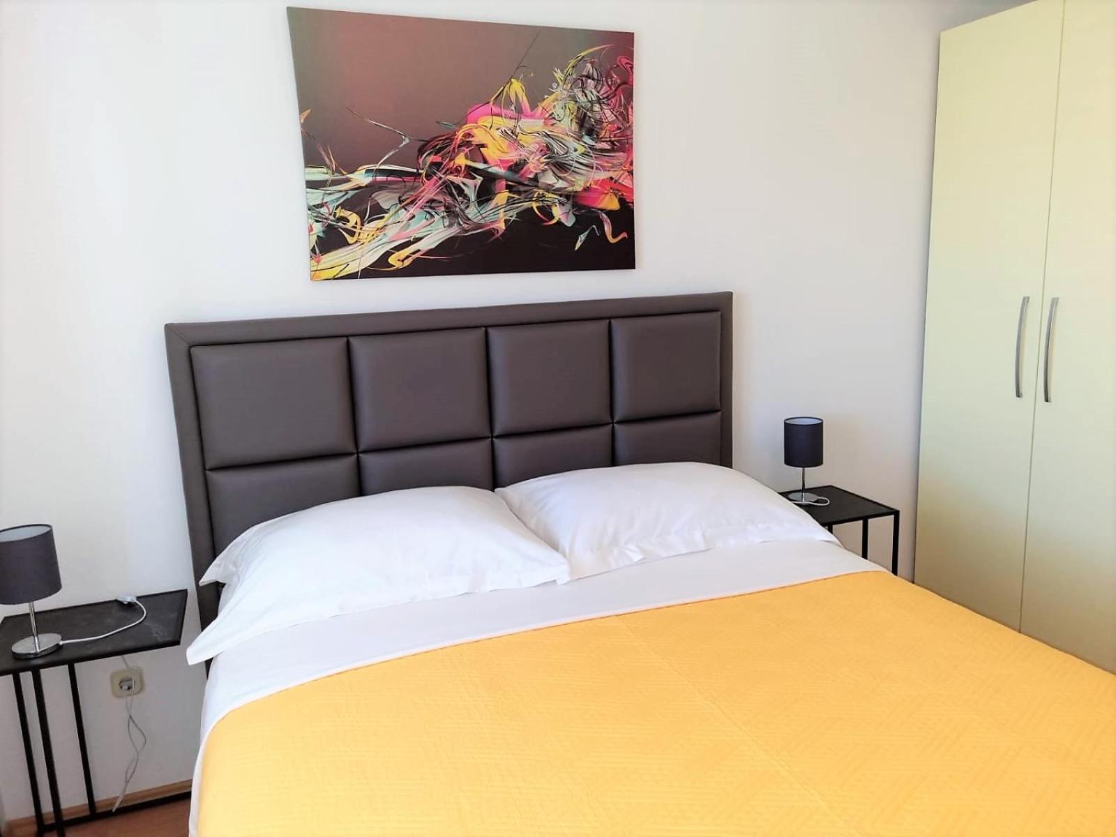 One-Bedroom Apartment with Terrace or Balcony - Photo 46