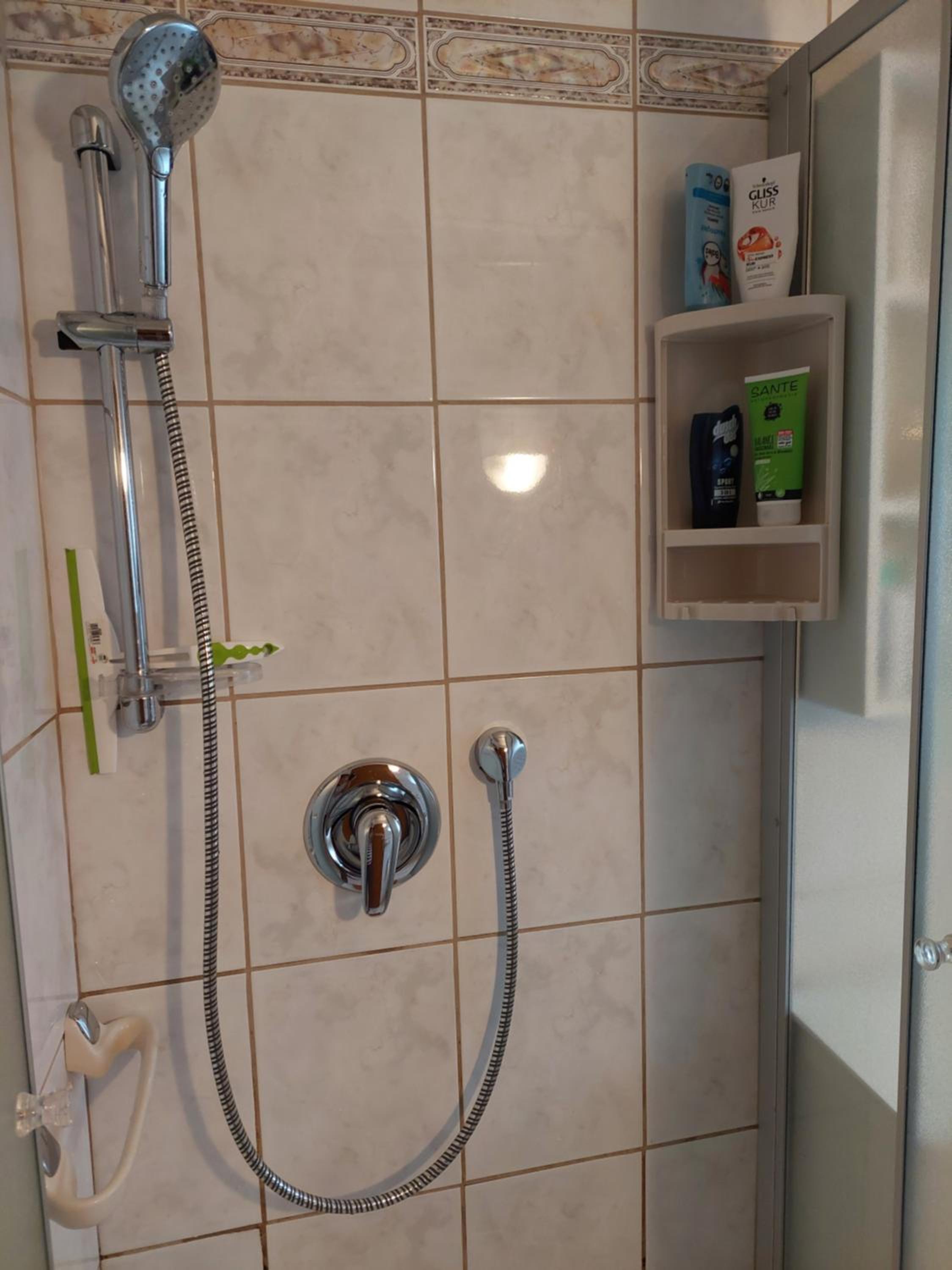 Two-Bedroom Apartment - Photo 40